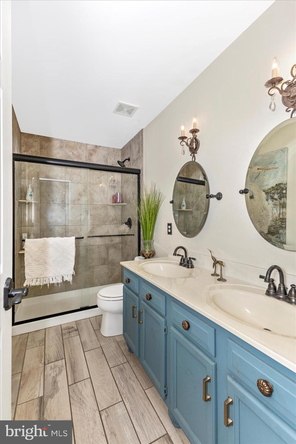 SUMMER HILL - Residential