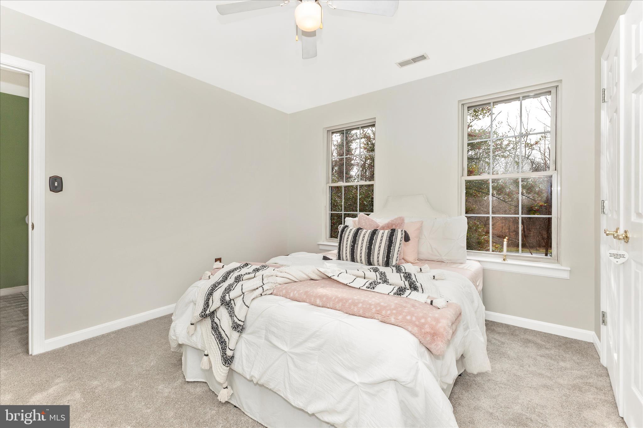 SUMMER HILL - Residential