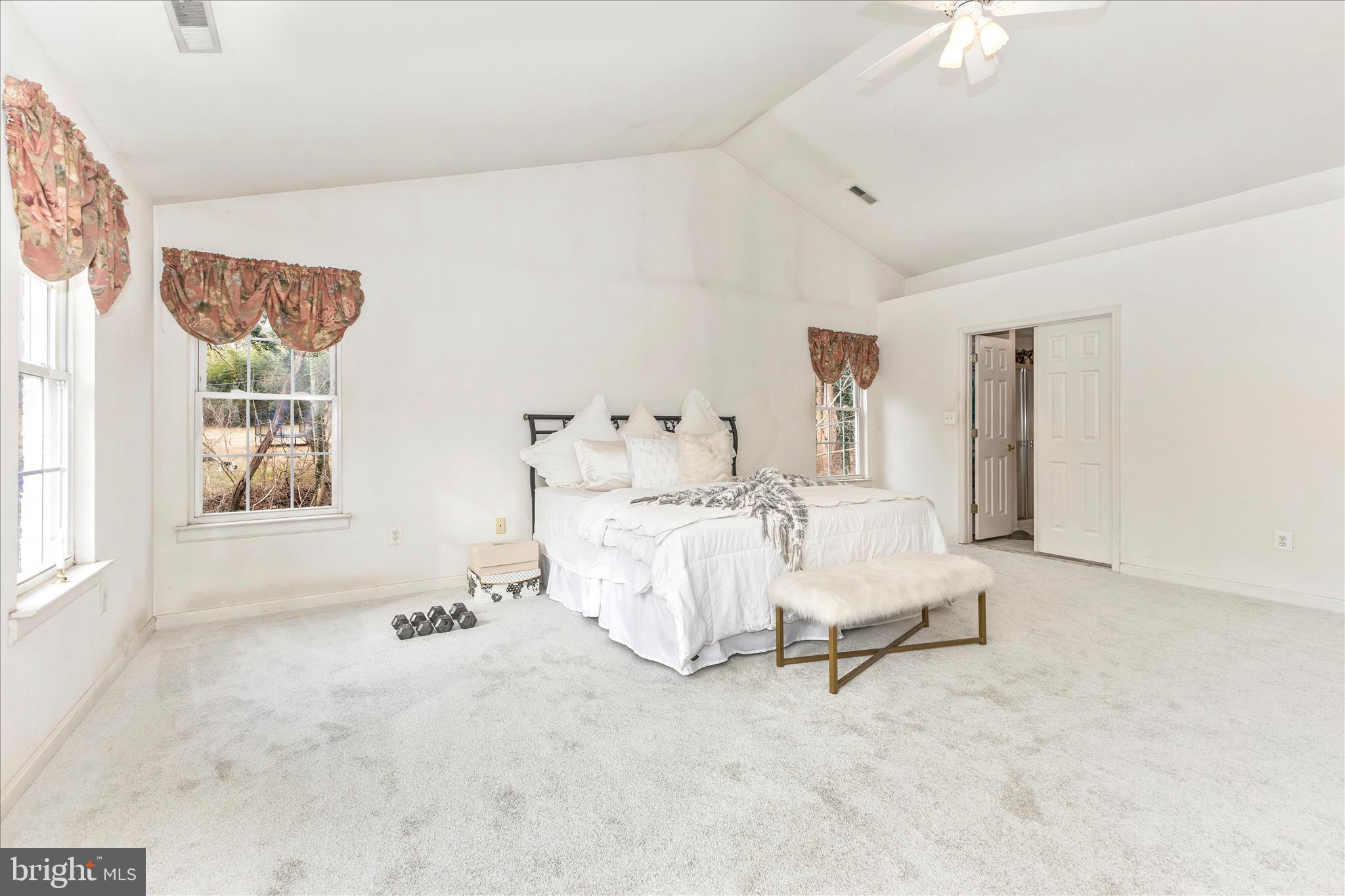 SUMMER HILL - Residential