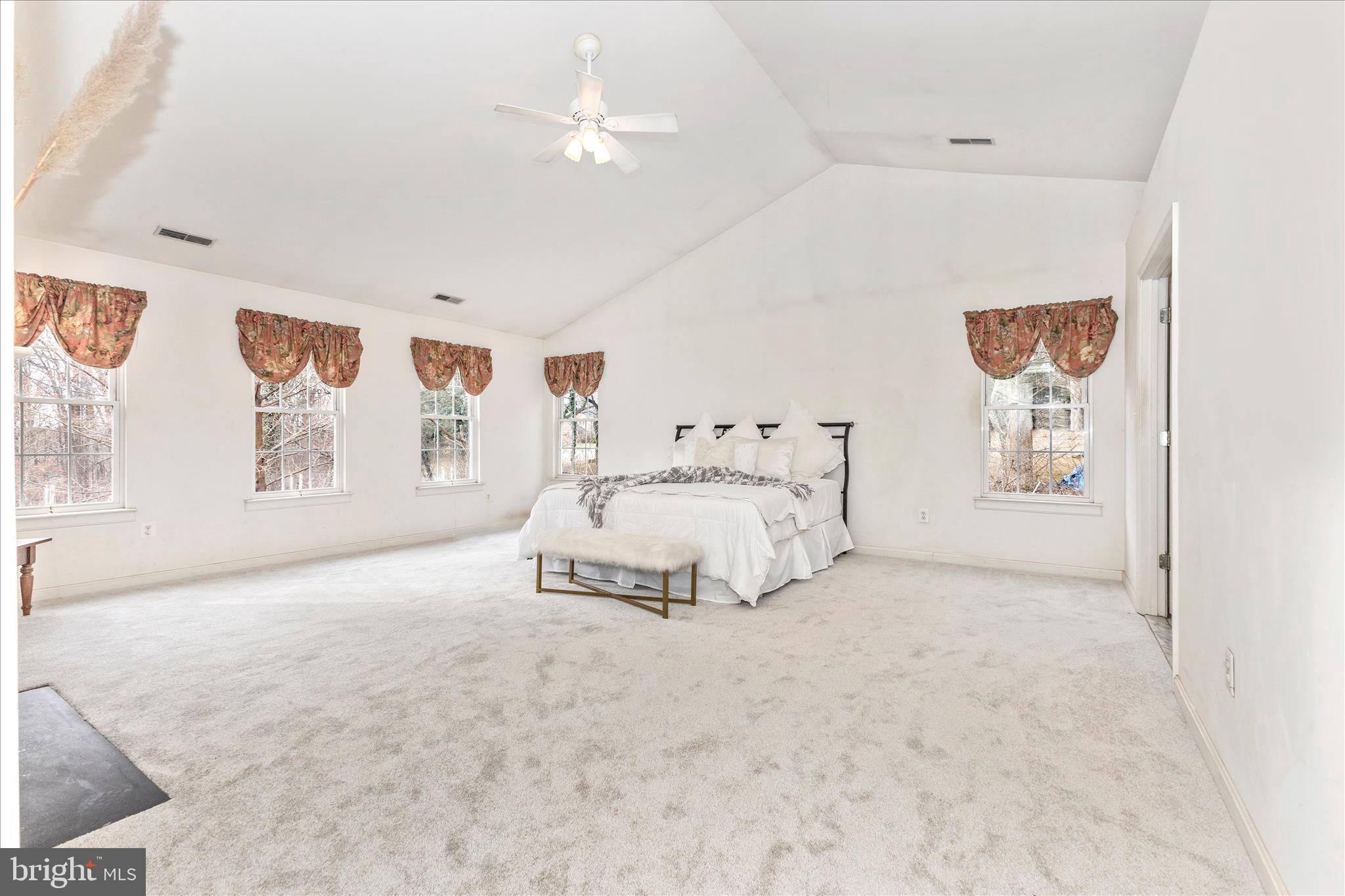 SUMMER HILL - Residential