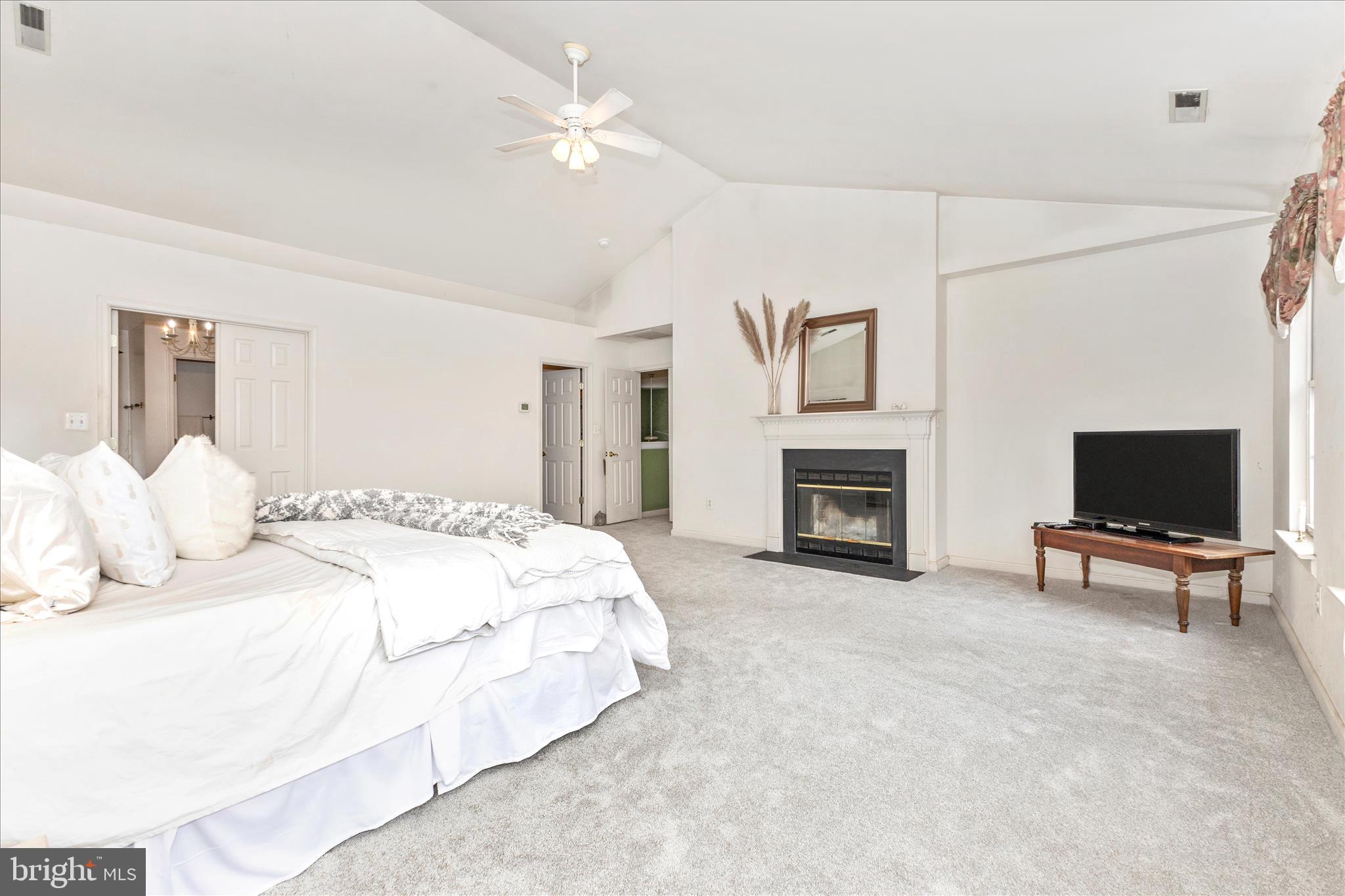 SUMMER HILL - Residential