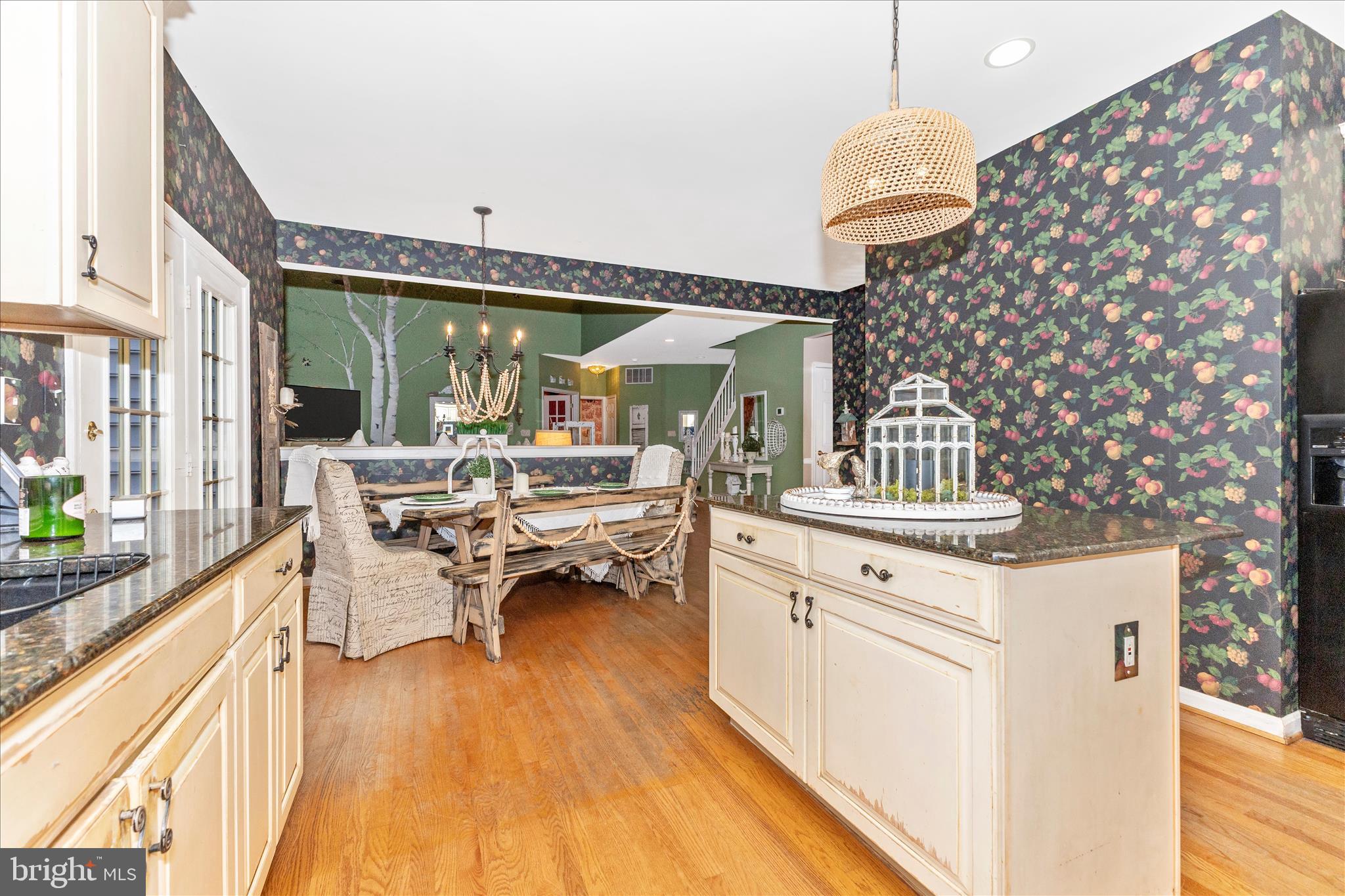 SUMMER HILL - Residential