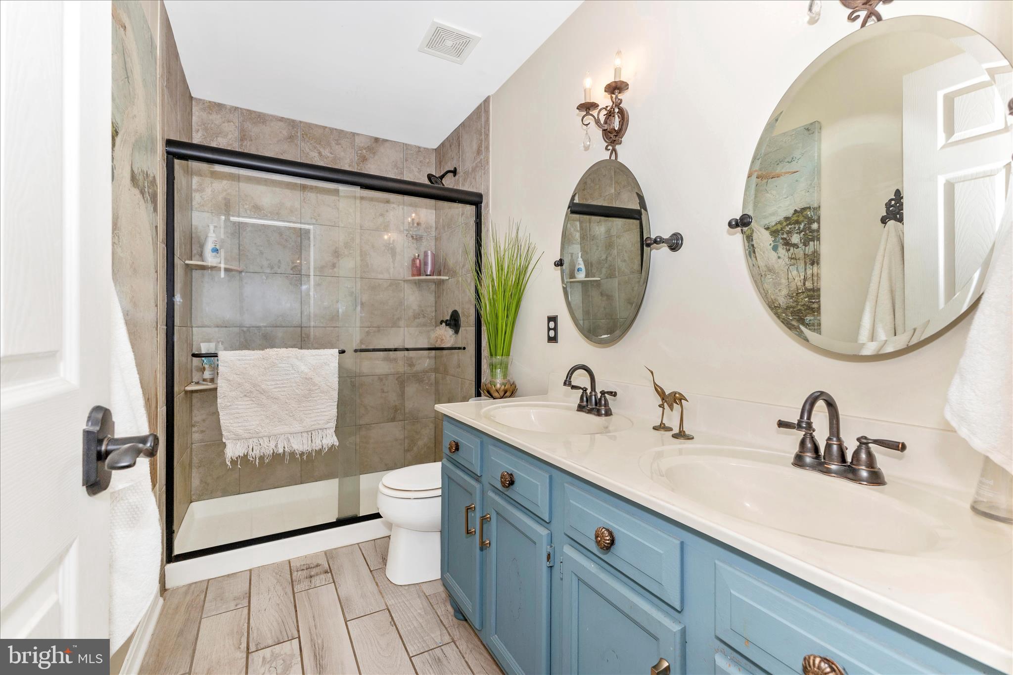 SUMMER HILL - Residential