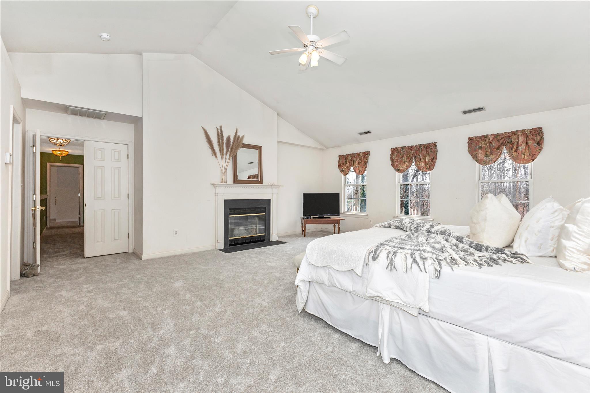 SUMMER HILL - Residential