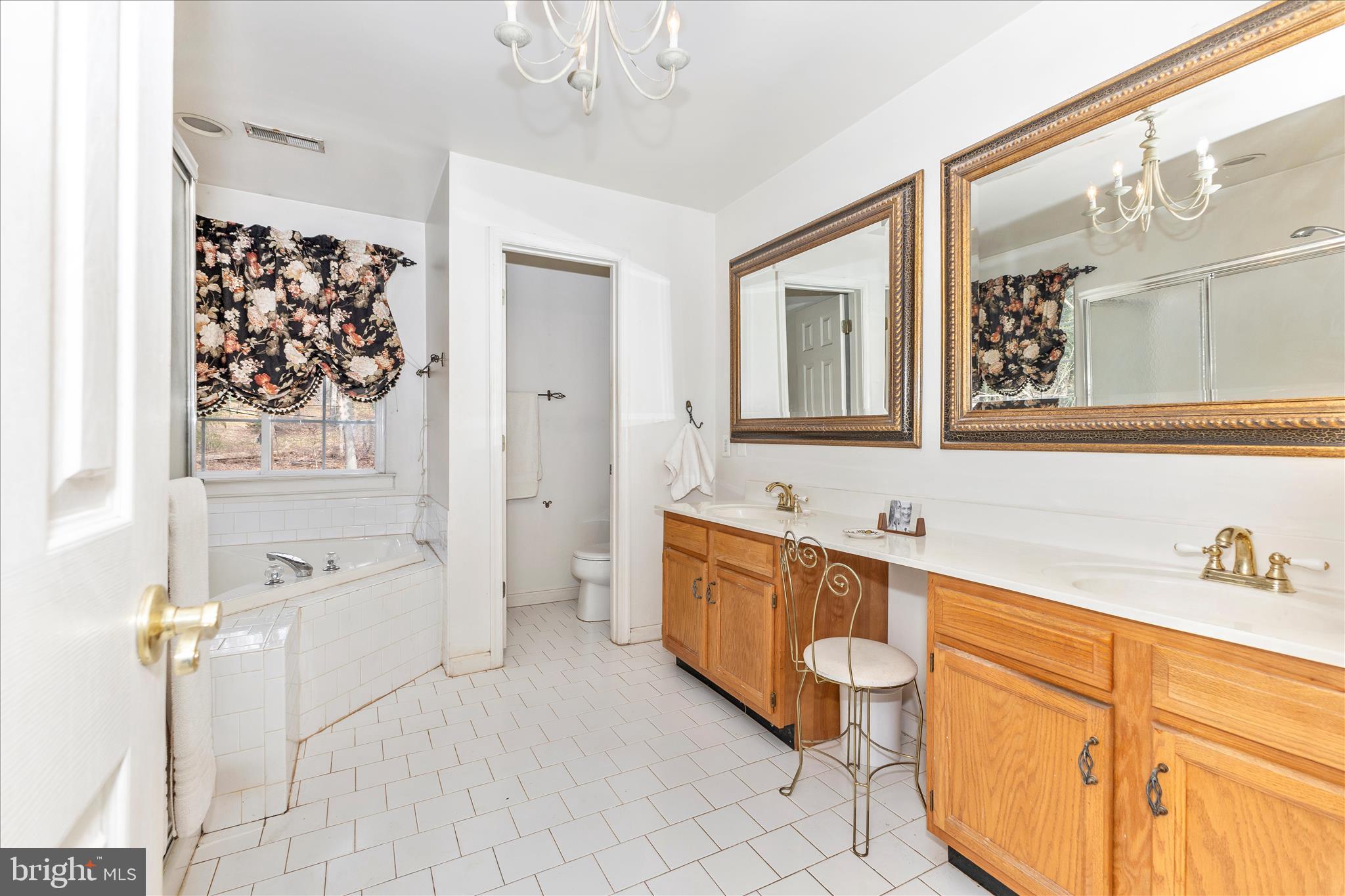 SUMMER HILL - Residential