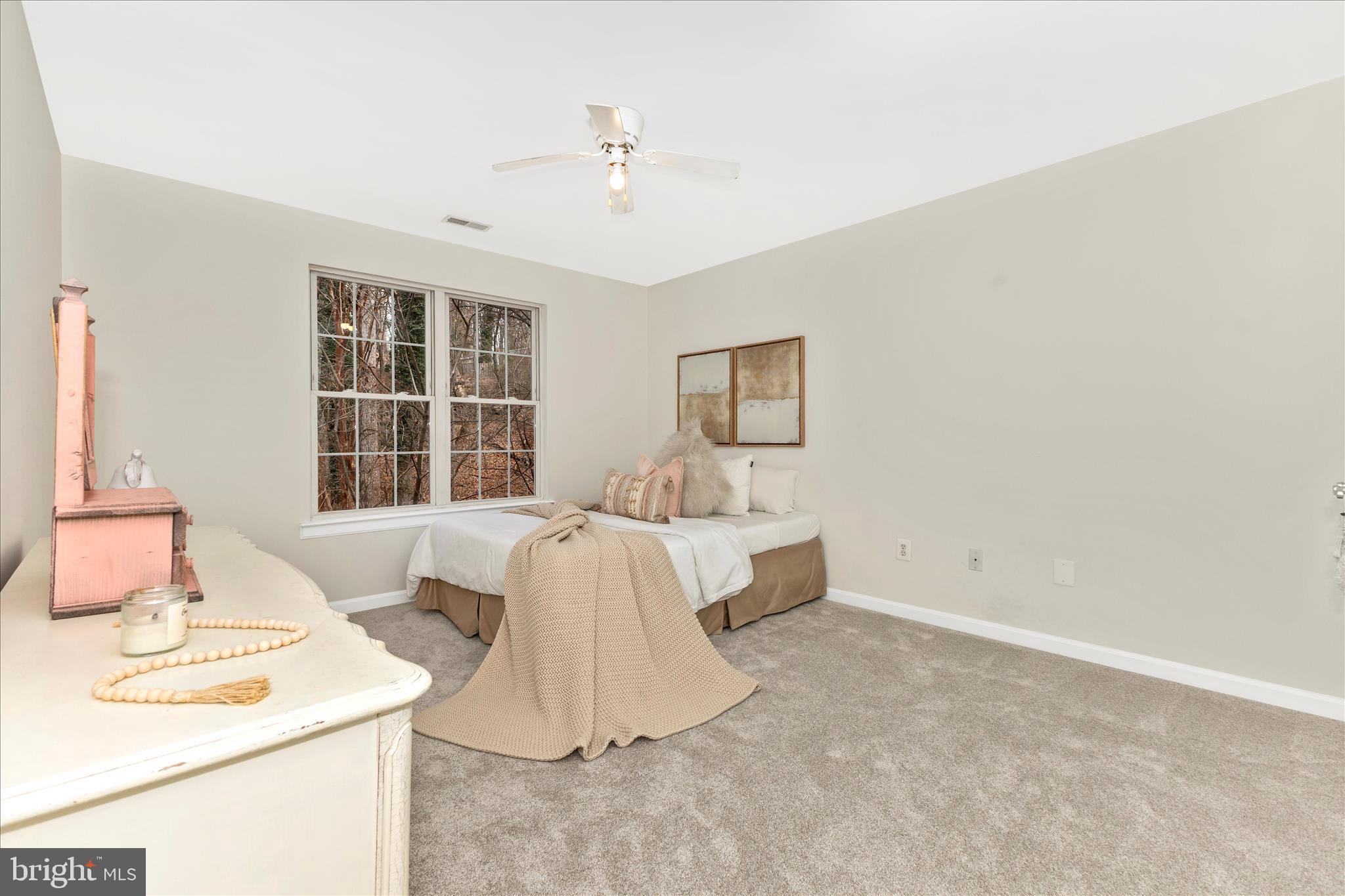 SUMMER HILL - Residential