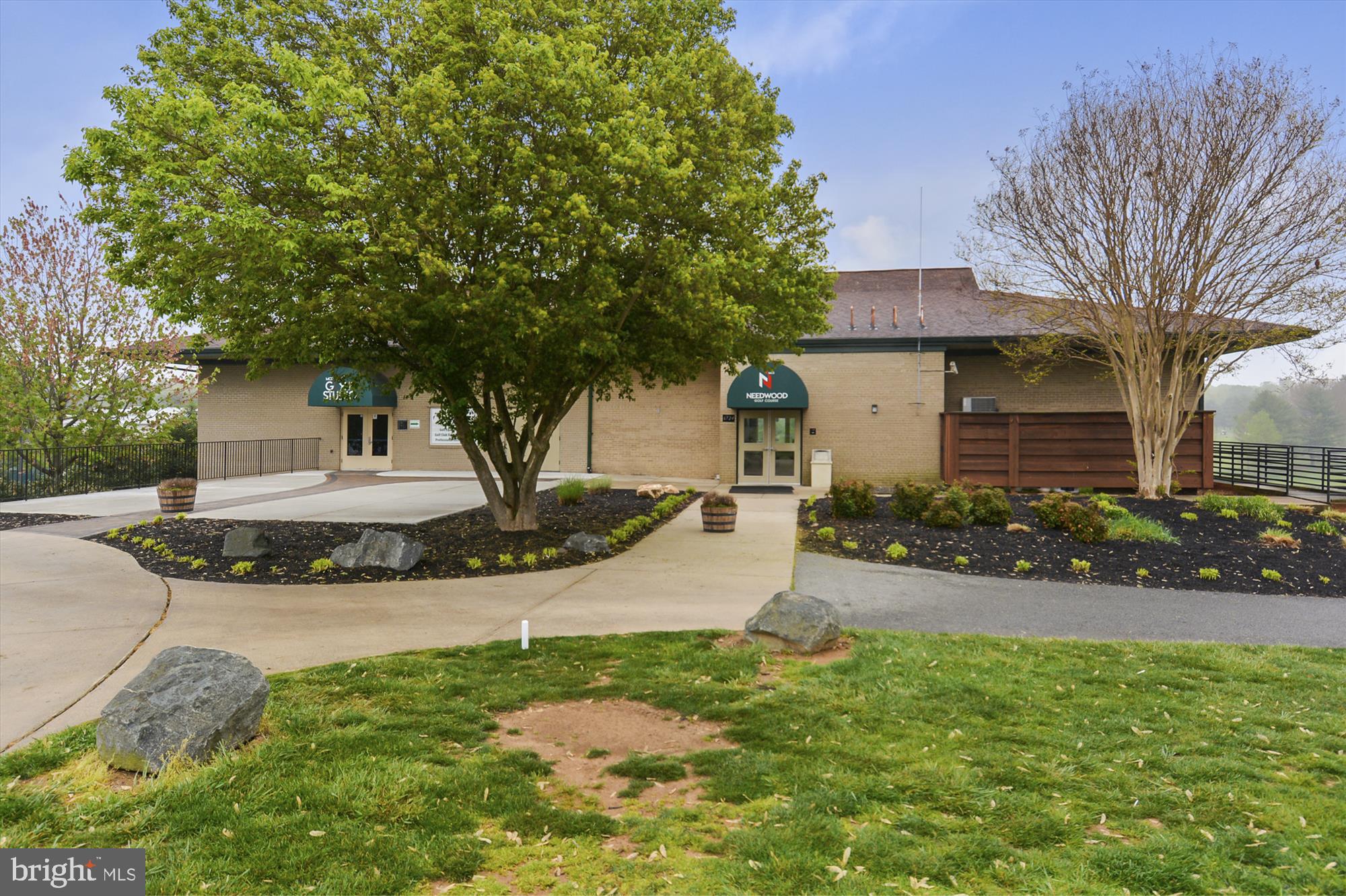 PARKSIDE ESTATES - Residential