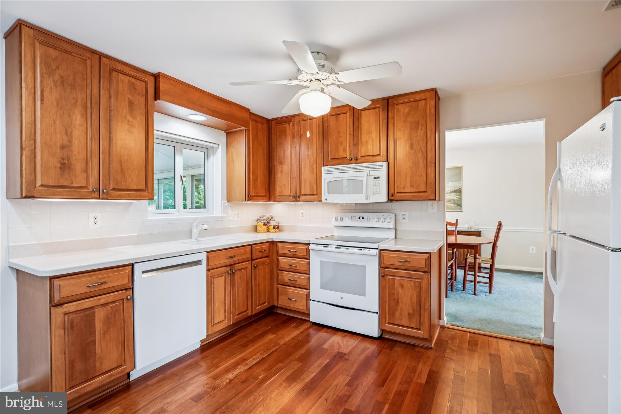 PARKSIDE ESTATES - Residential