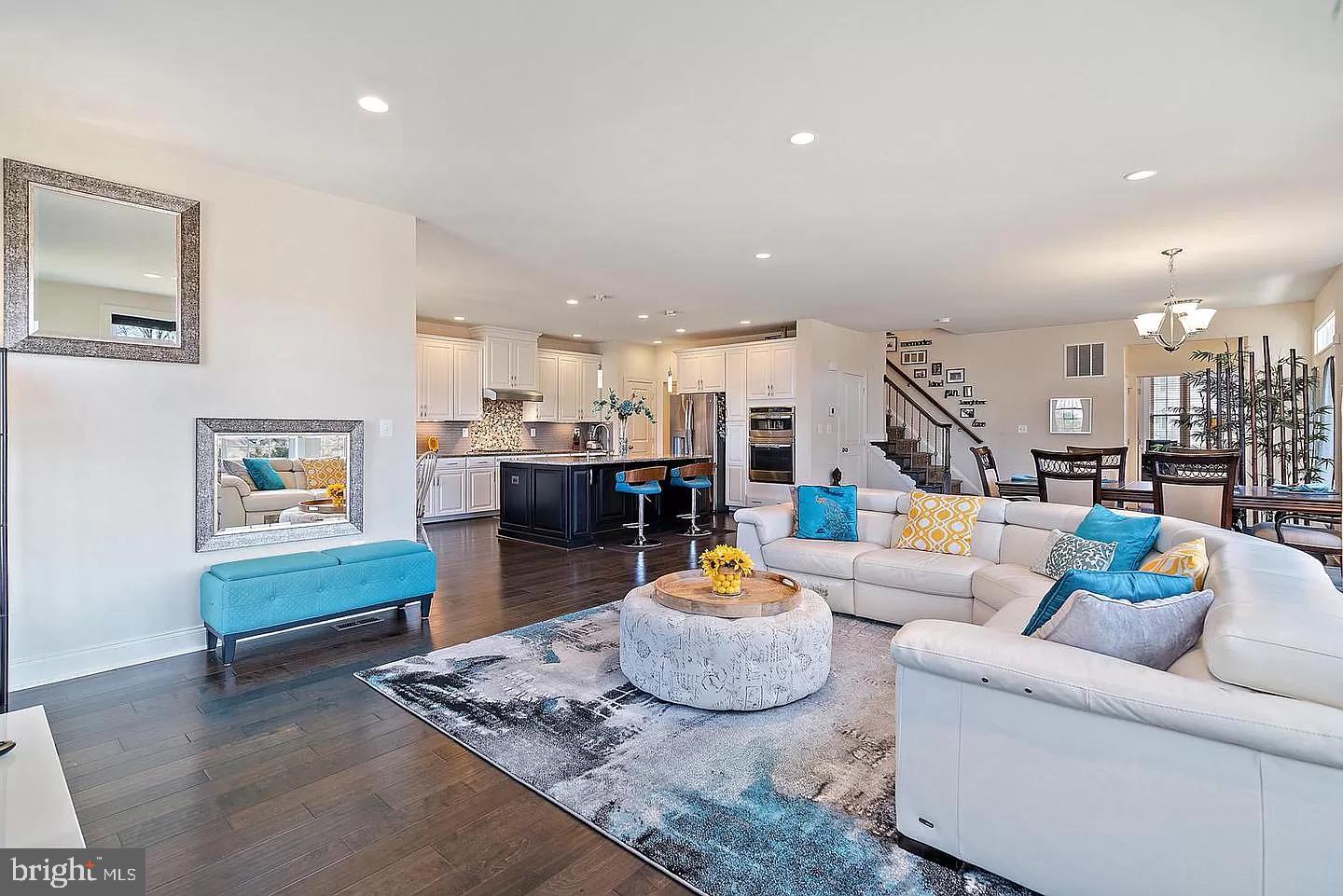 LOUDOUN VALLEY ESTATES 2 - Residential Lease