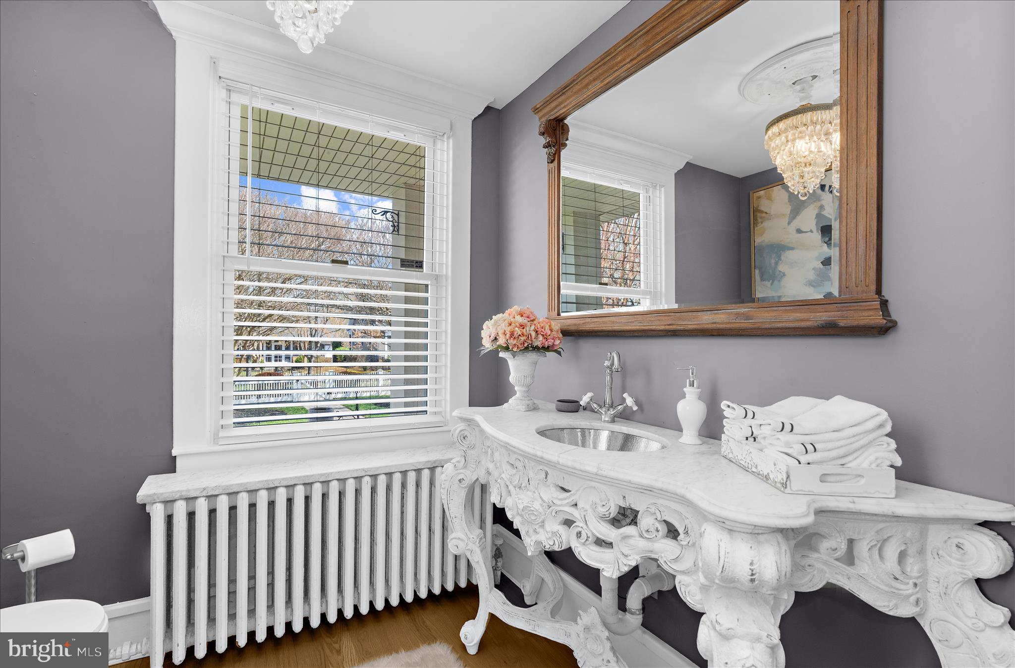 EASTPORT - Residential