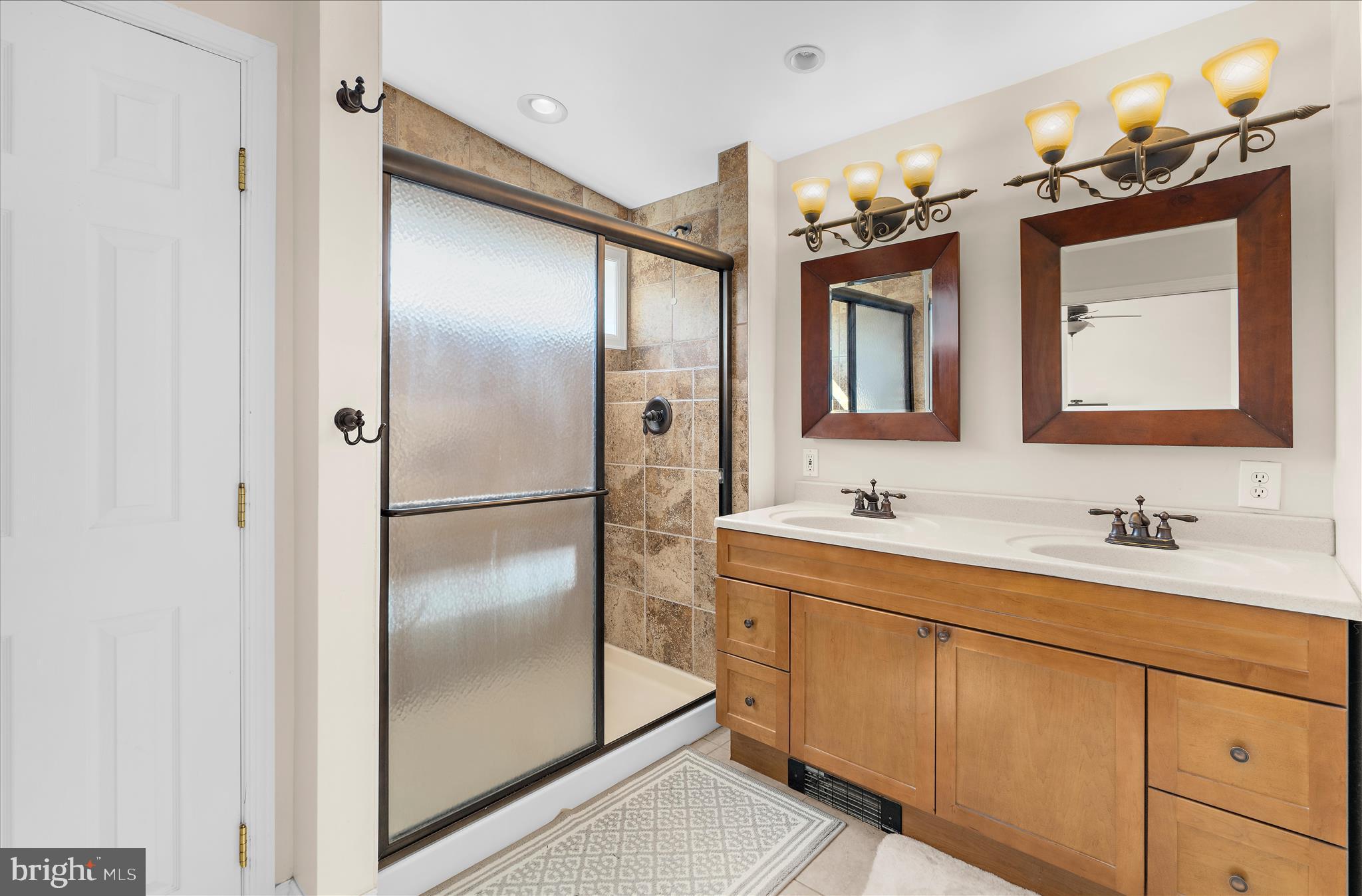 EASTPORT - Residential