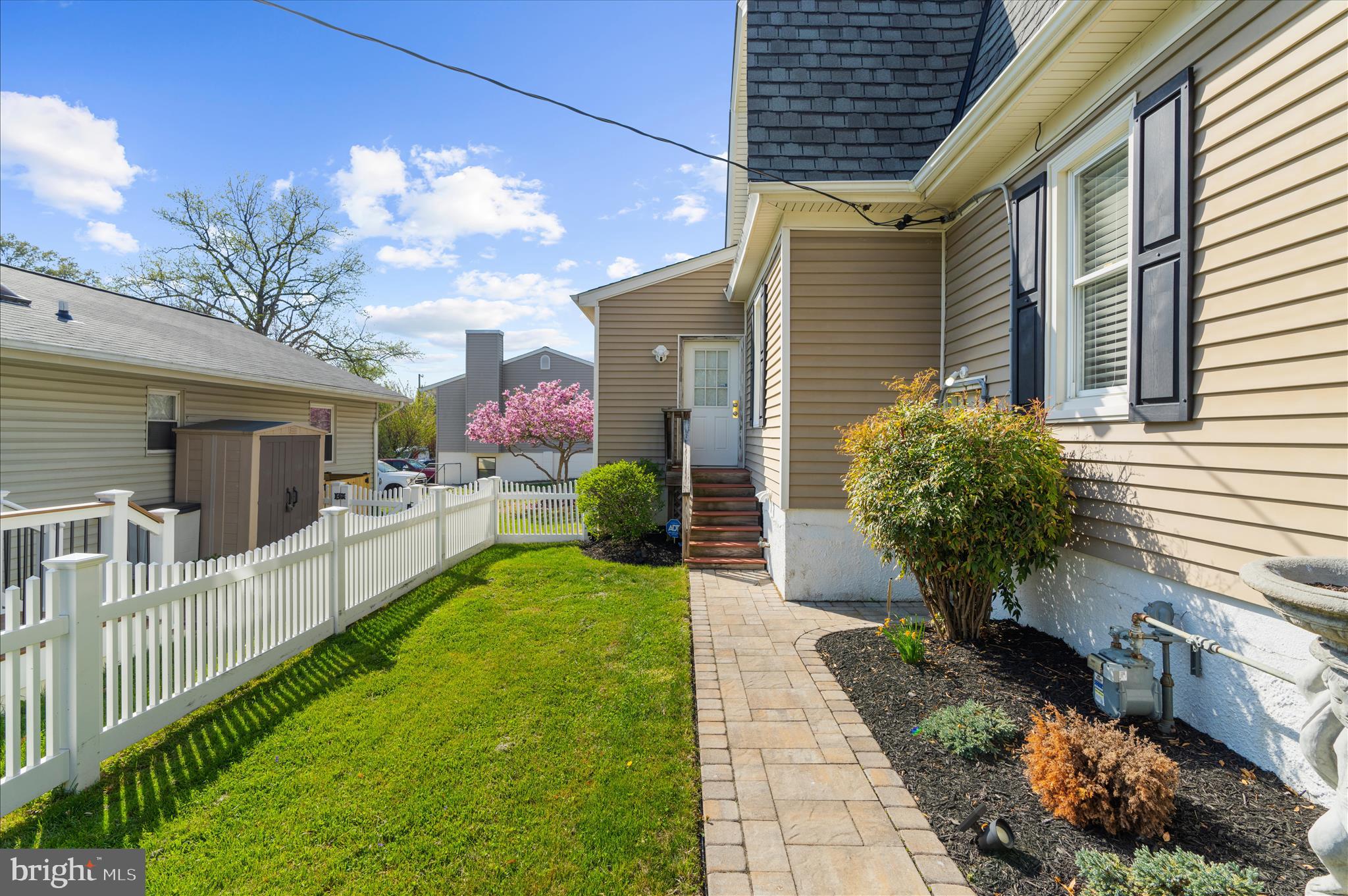 EASTPORT - Residential