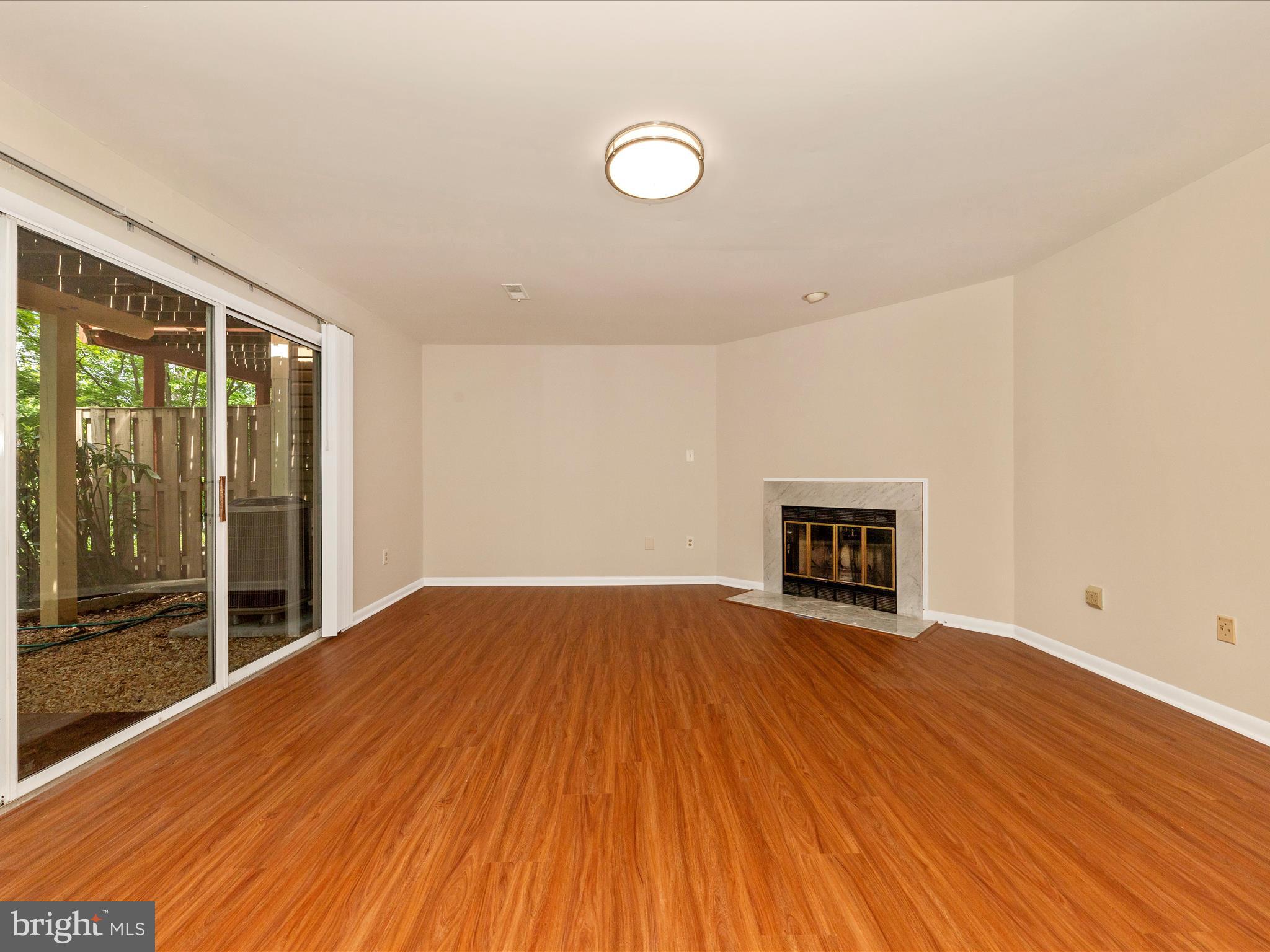 CHURCHILL TOWN SECTOR - Residential Lease