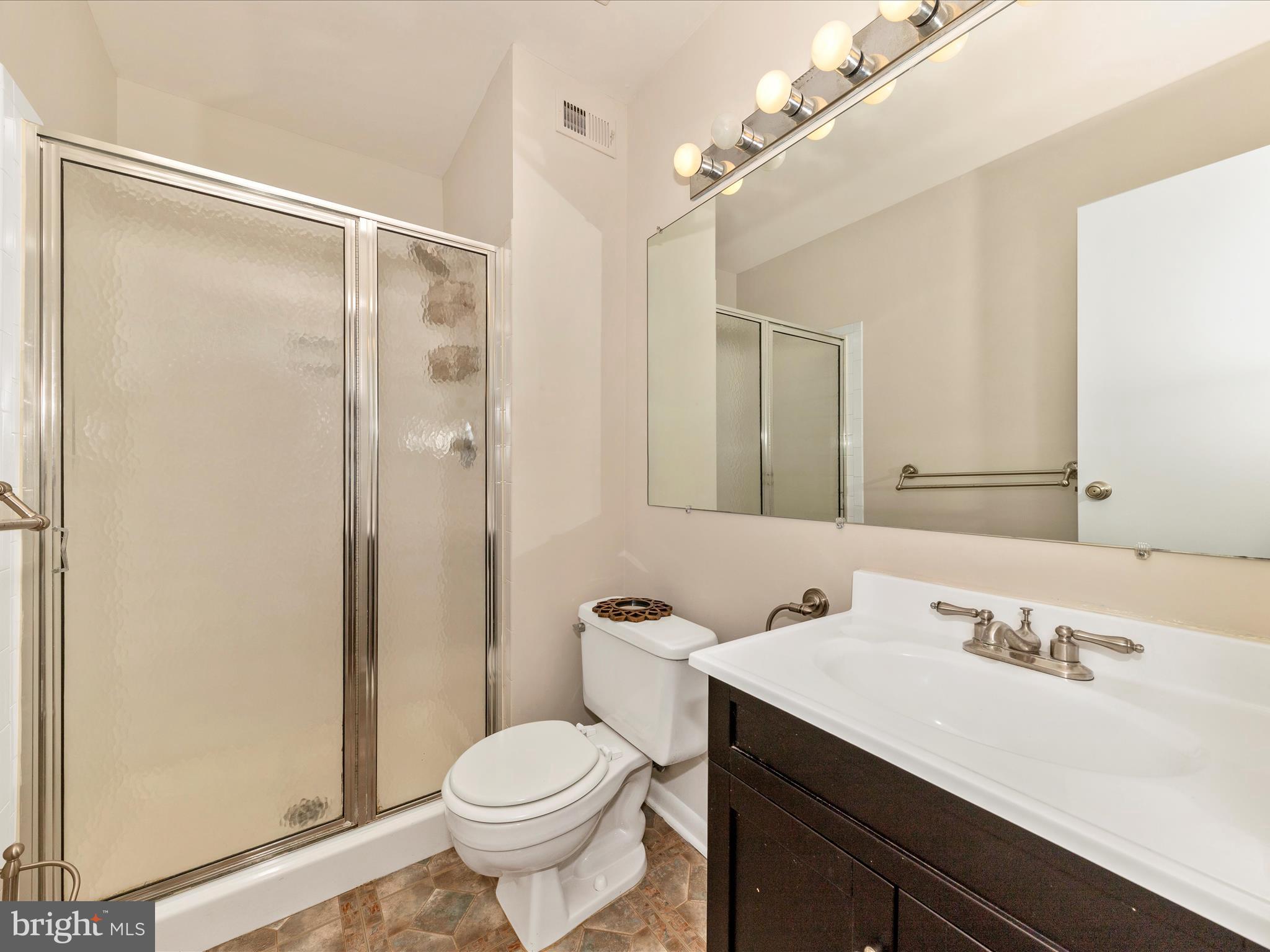 CHURCHILL TOWN SECTOR - Residential Lease