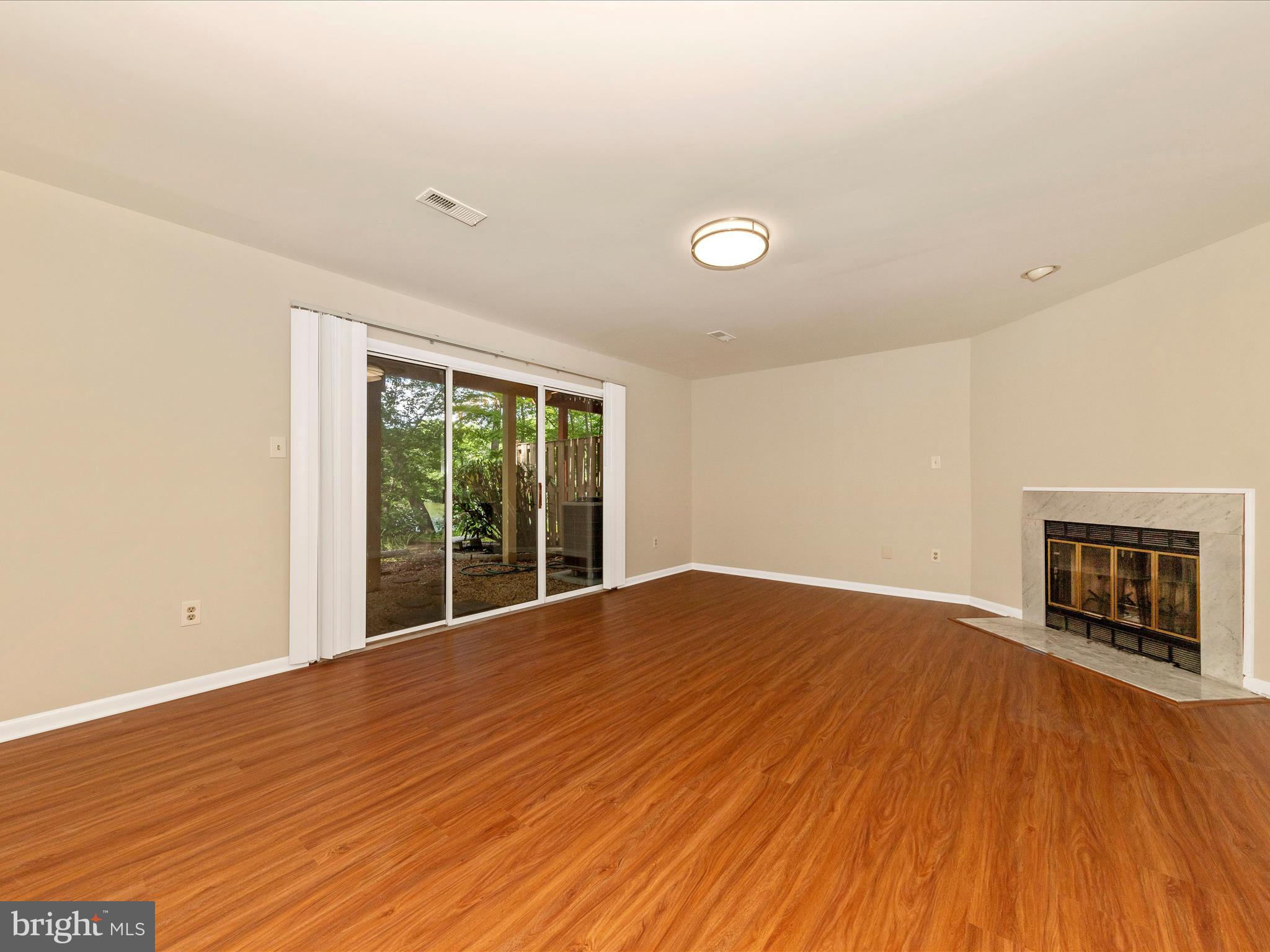 CHURCHILL TOWN SECTOR - Residential Lease