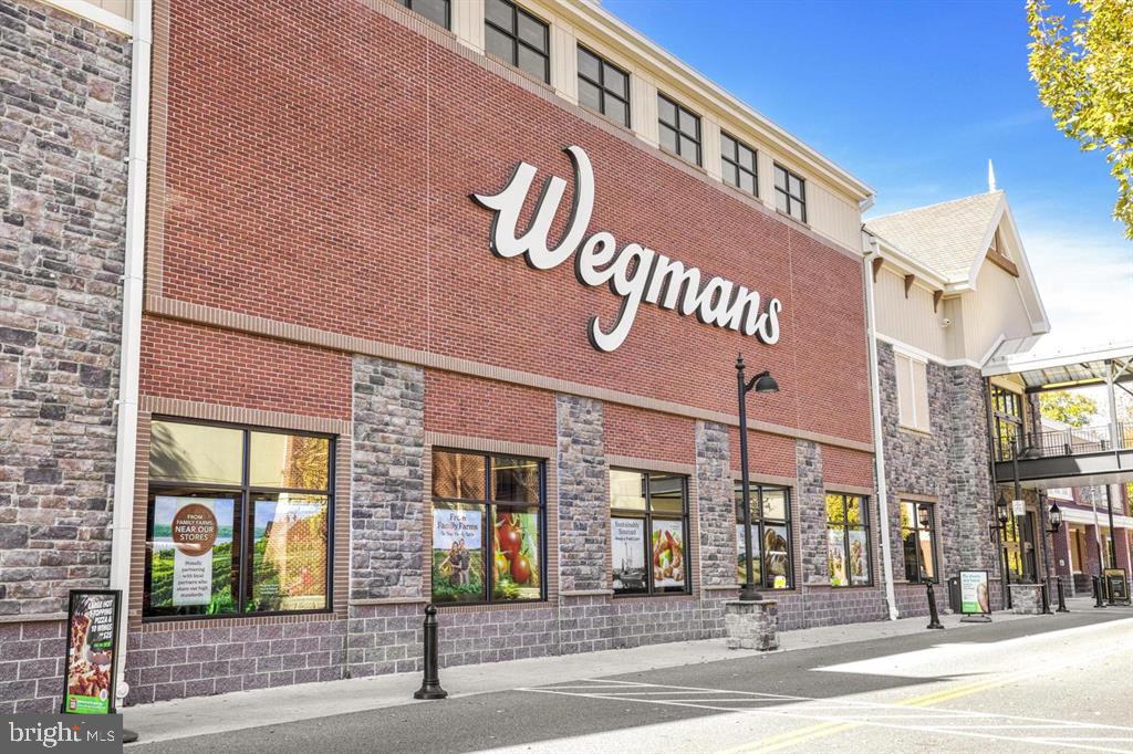 CHURCHILL TOWN SECTOR - Residential Lease