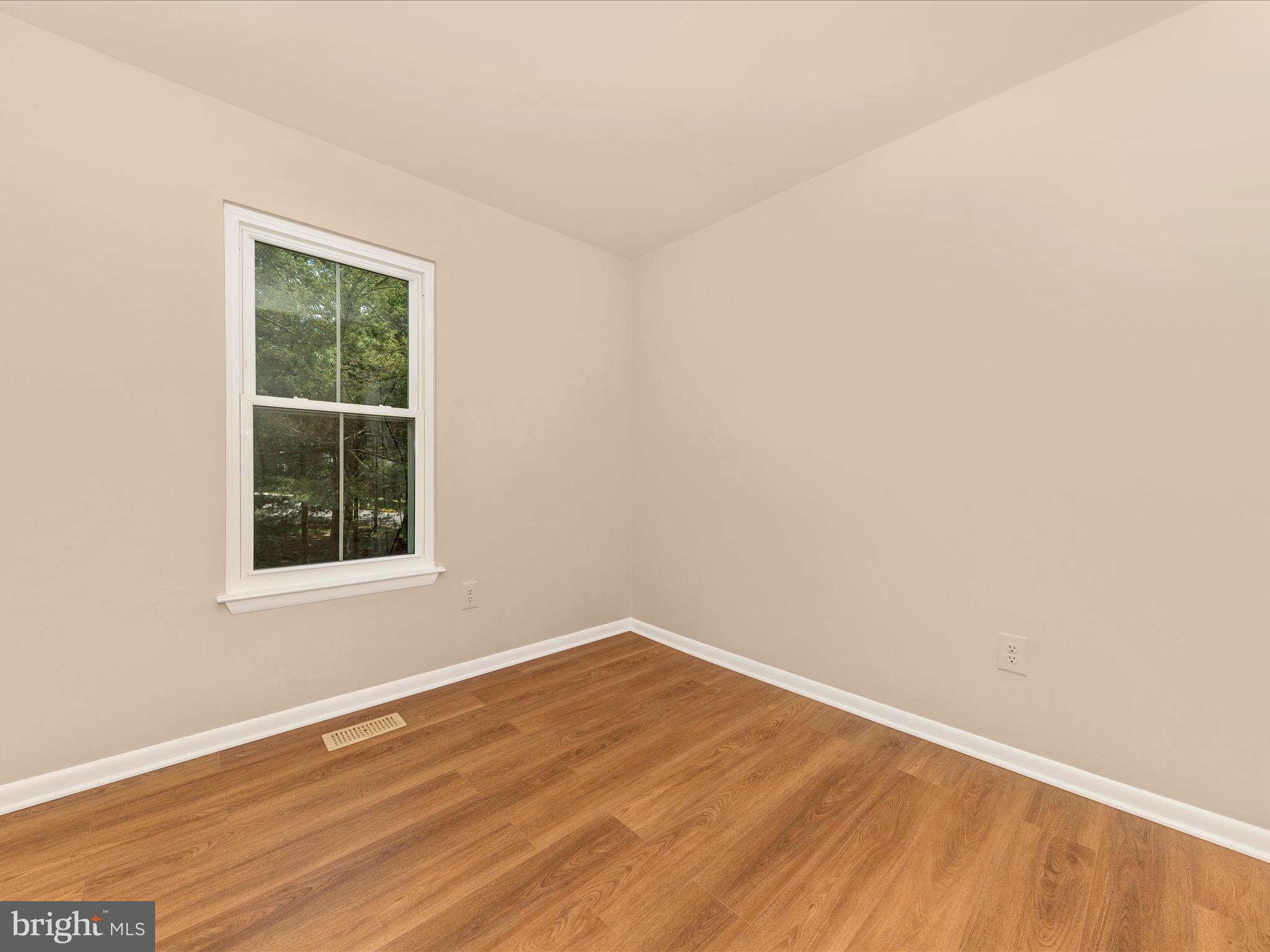 CHURCHILL TOWN SECTOR - Residential Lease