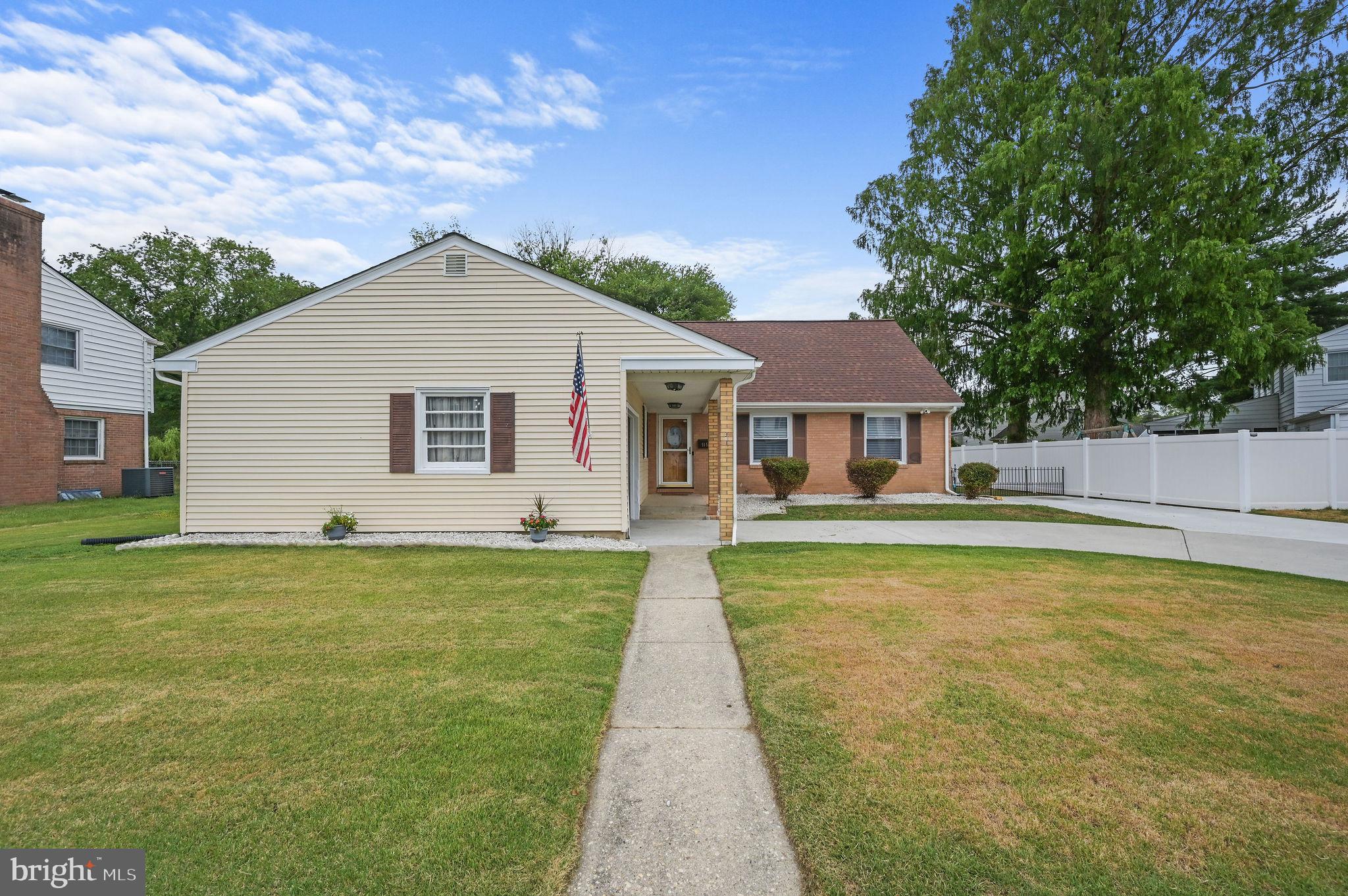515 WESTWOOD DRIVE
