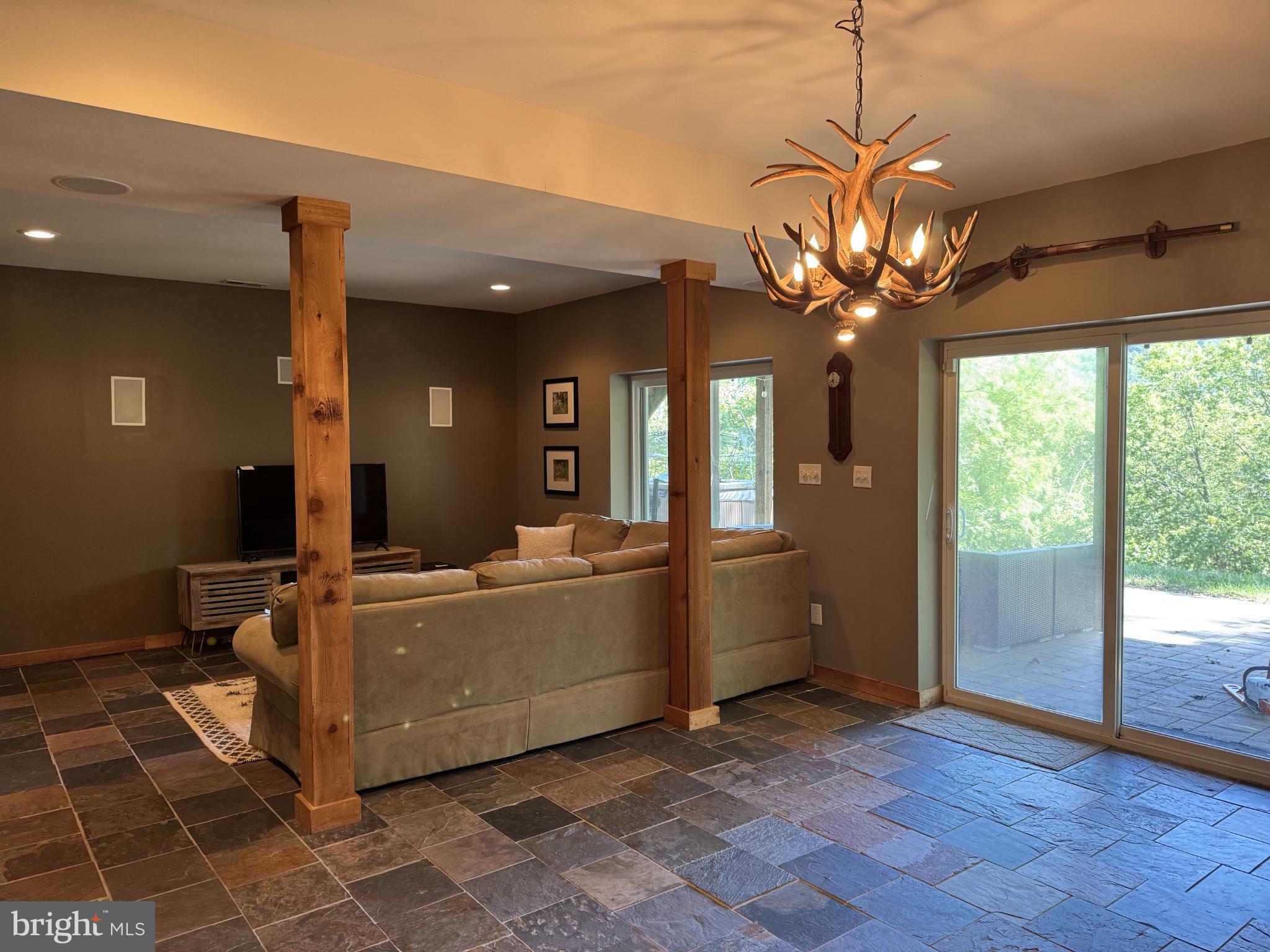 HIDDEN VALLEY FARMS - Residential