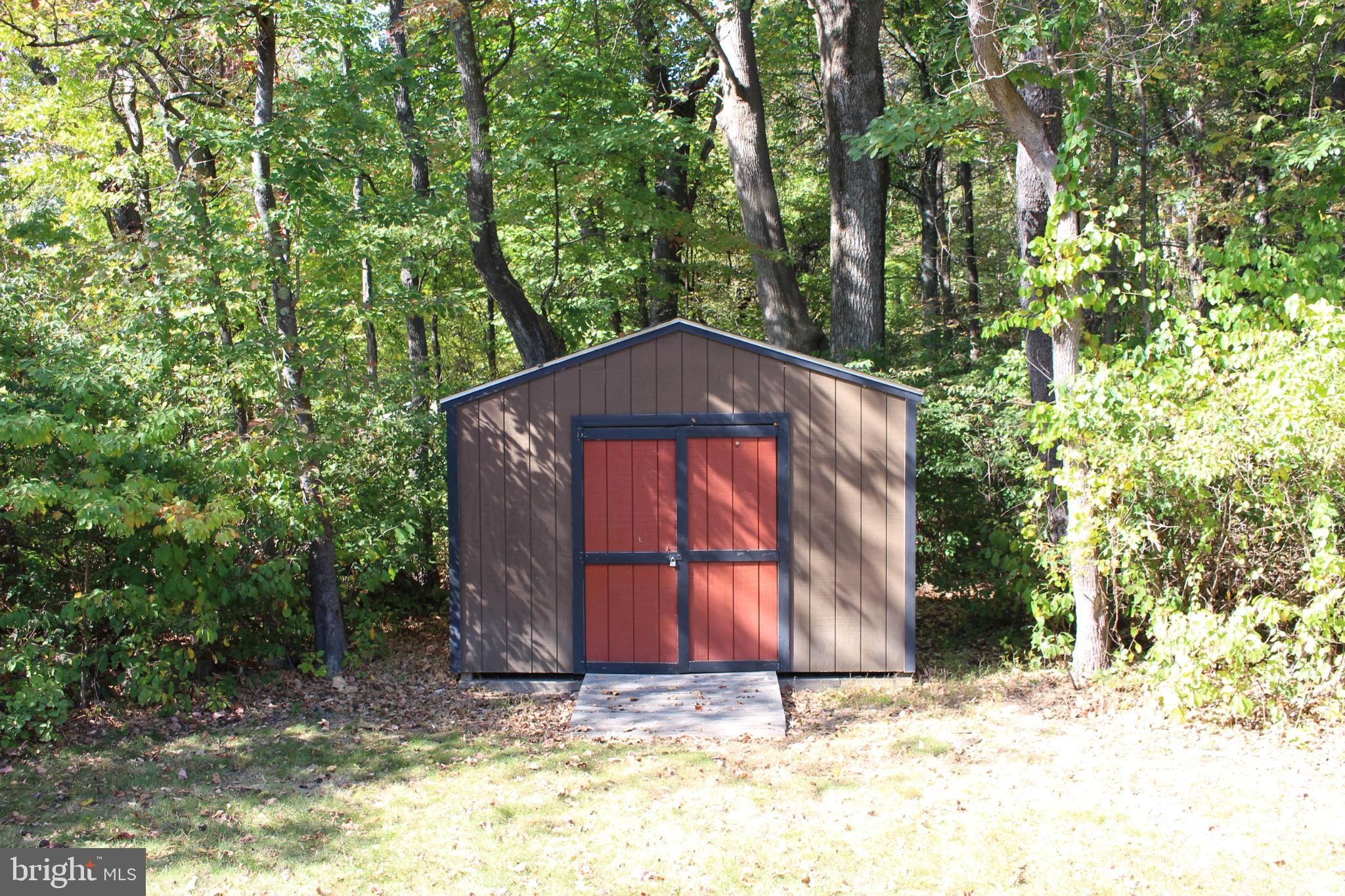 HIDDEN VALLEY FARMS - Residential