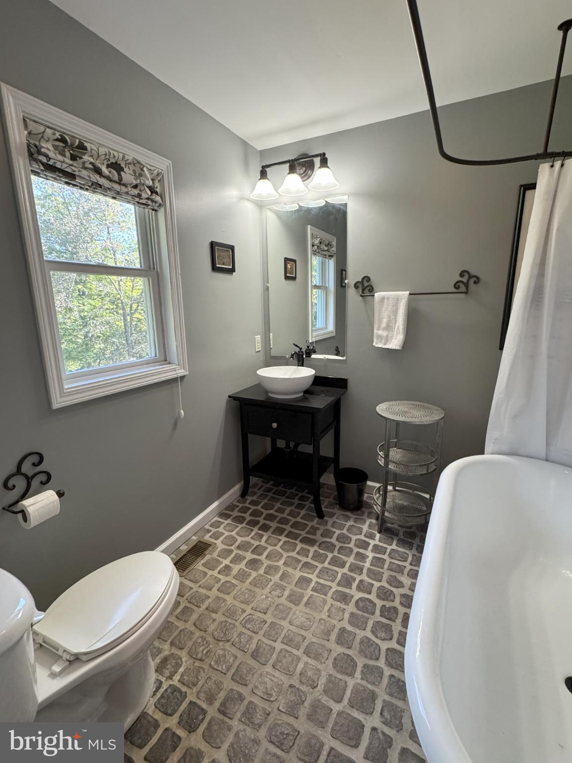 HIDDEN VALLEY FARMS - Residential