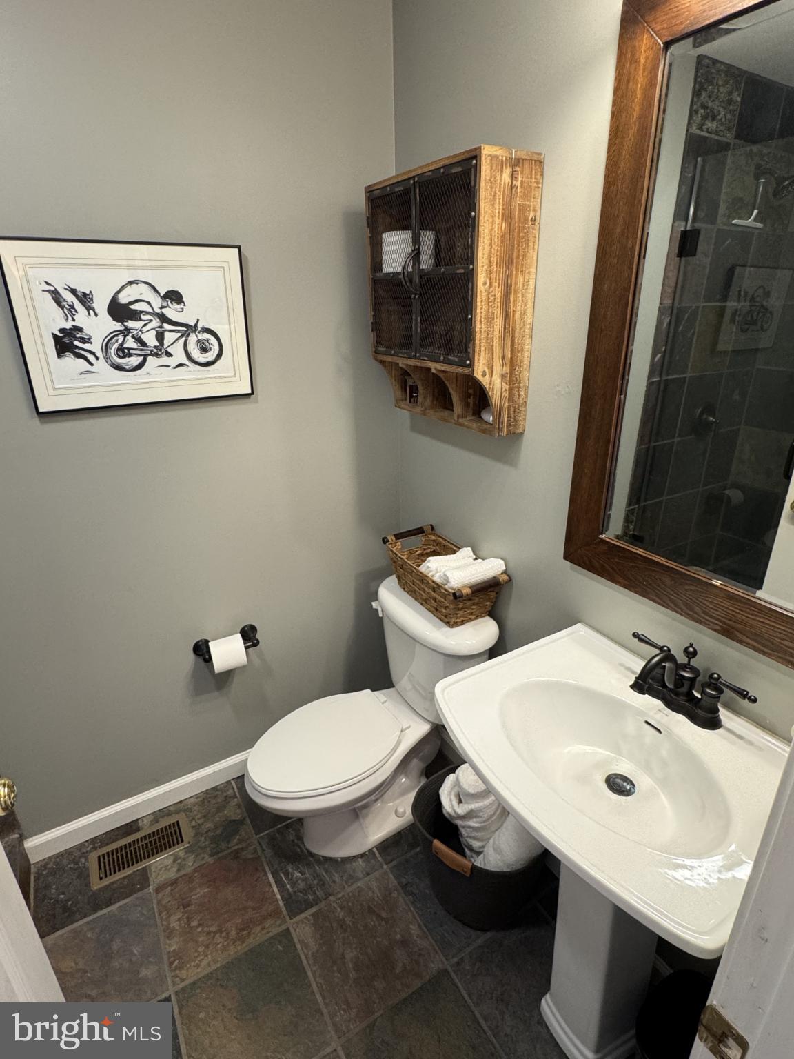 HIDDEN VALLEY FARMS - Residential