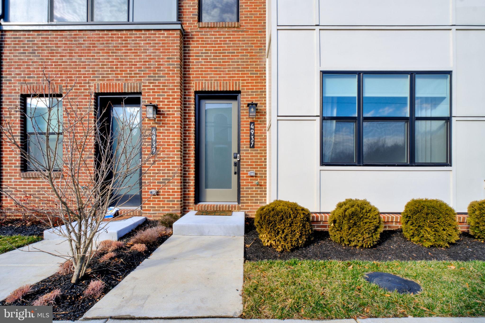 4937 EISENHOWER AVENUE