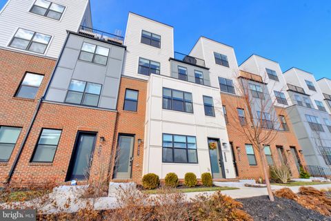 4937 EISENHOWER AVENUE ALEXANDRIA VA 22304