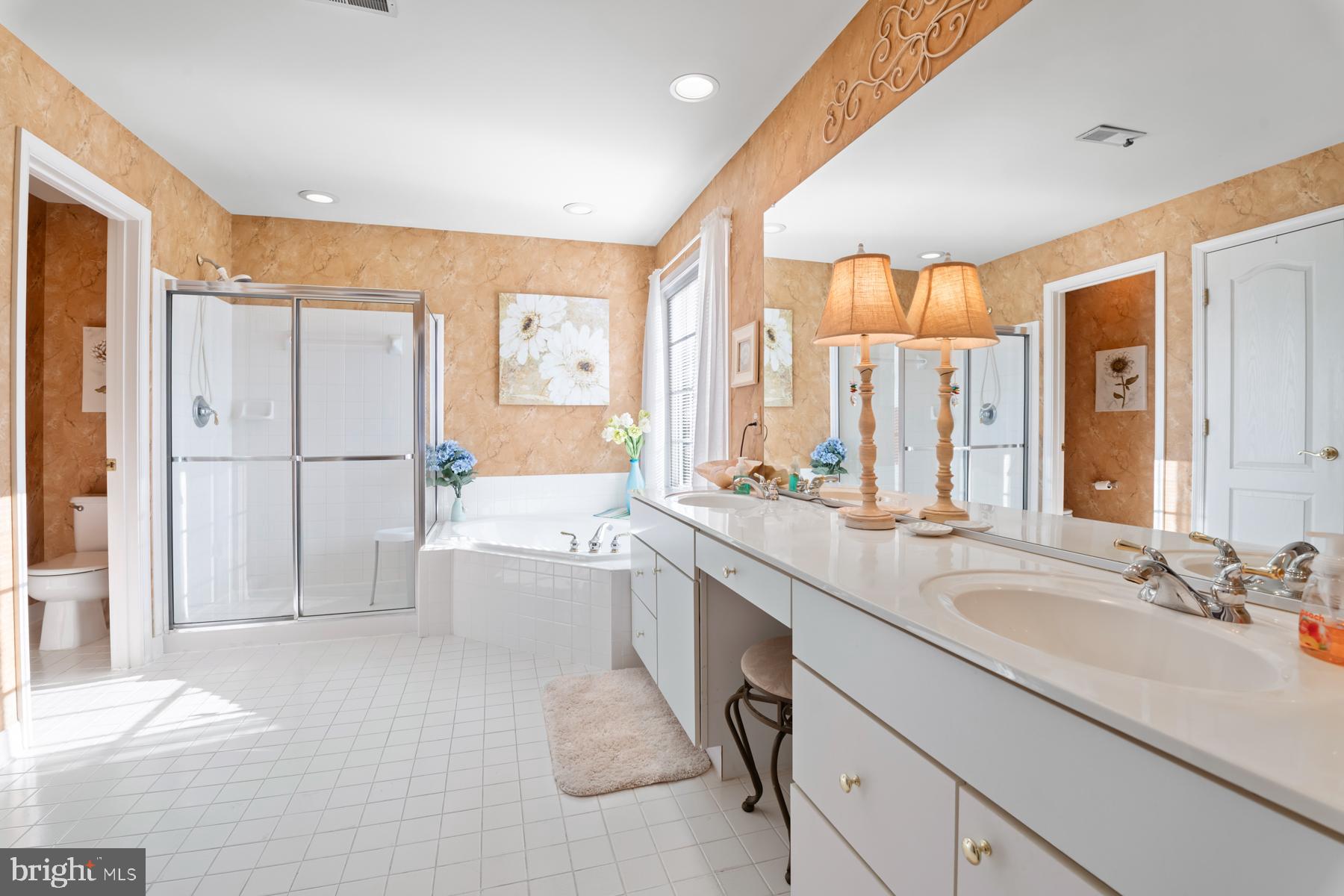 VINEYARD OAK - Residential