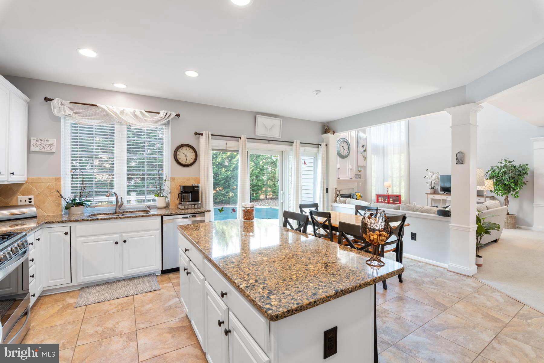 VINEYARD OAK - Residential