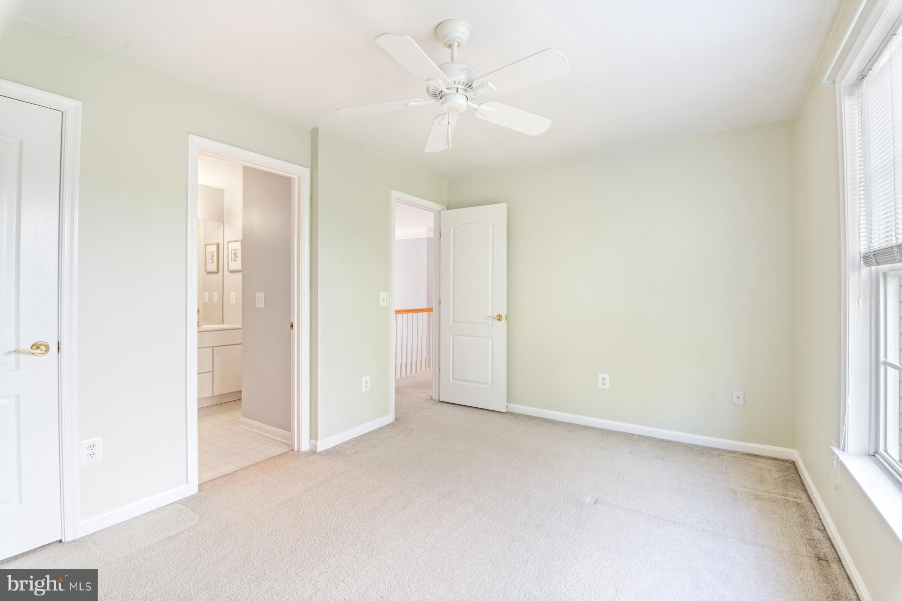 VINEYARD OAK - Residential