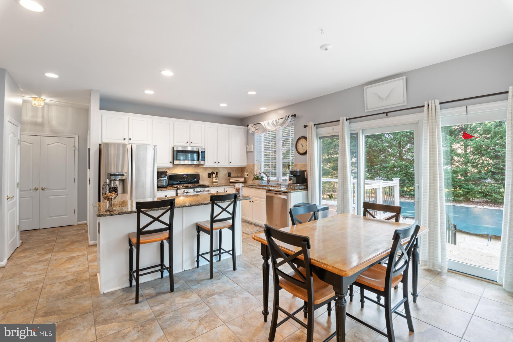 VINEYARD OAK - Residential