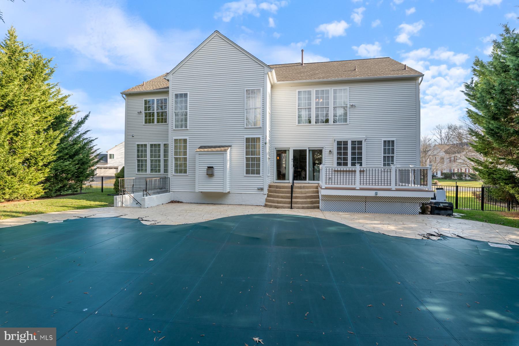 VINEYARD OAK - Residential