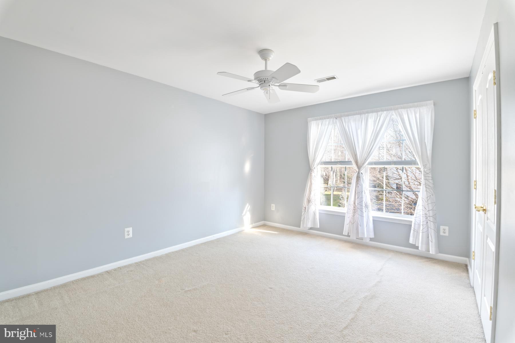 VINEYARD OAK - Residential