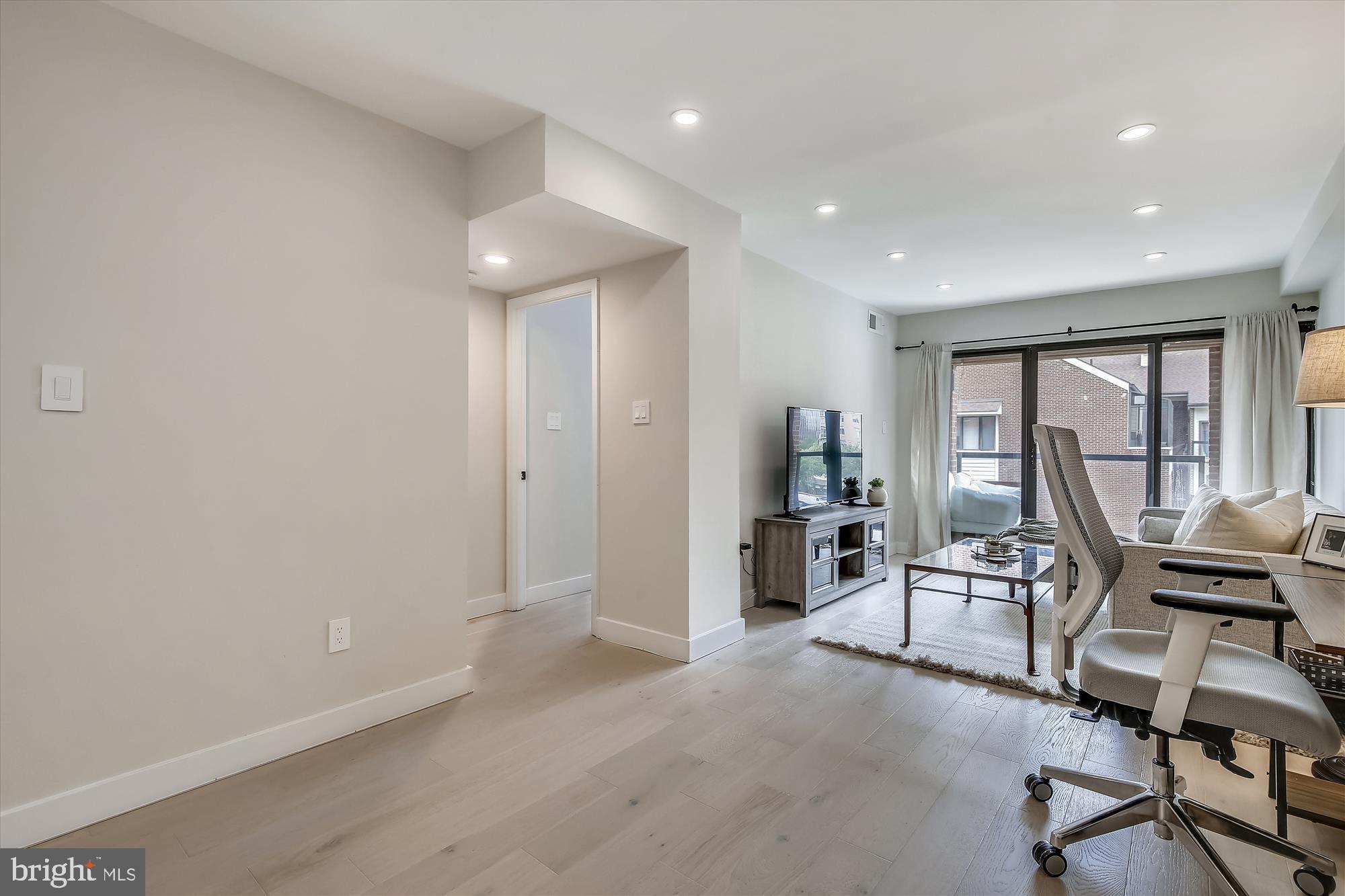 1029 N STUART STREET 413