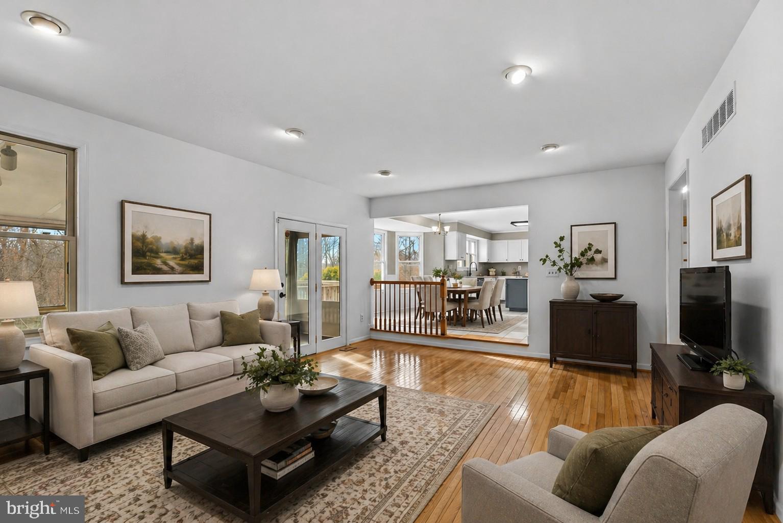 WOODLEAF - Residential