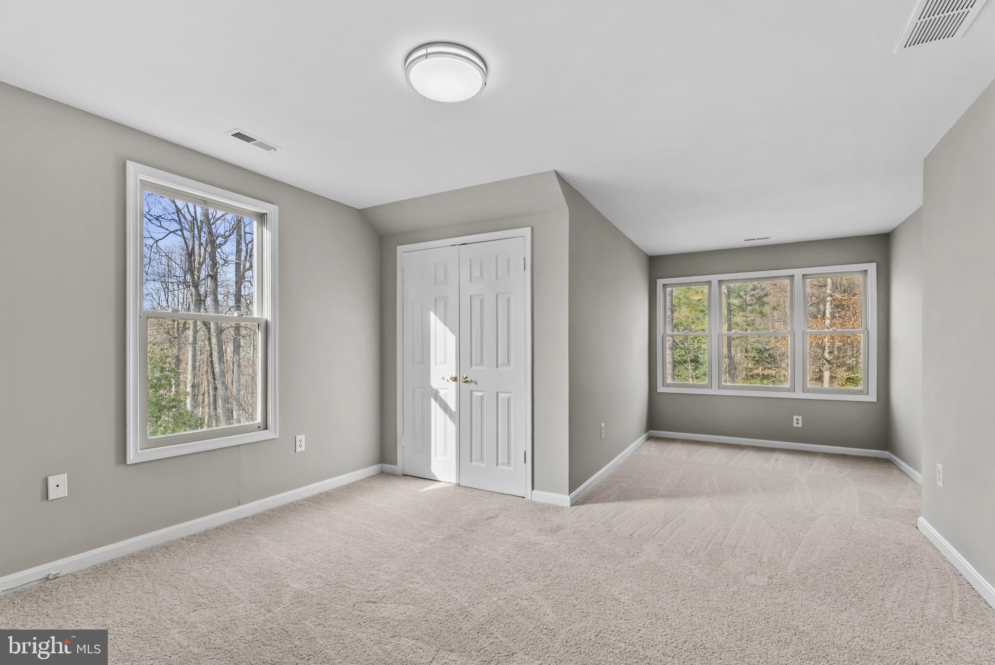 WOODLEAF - Residential