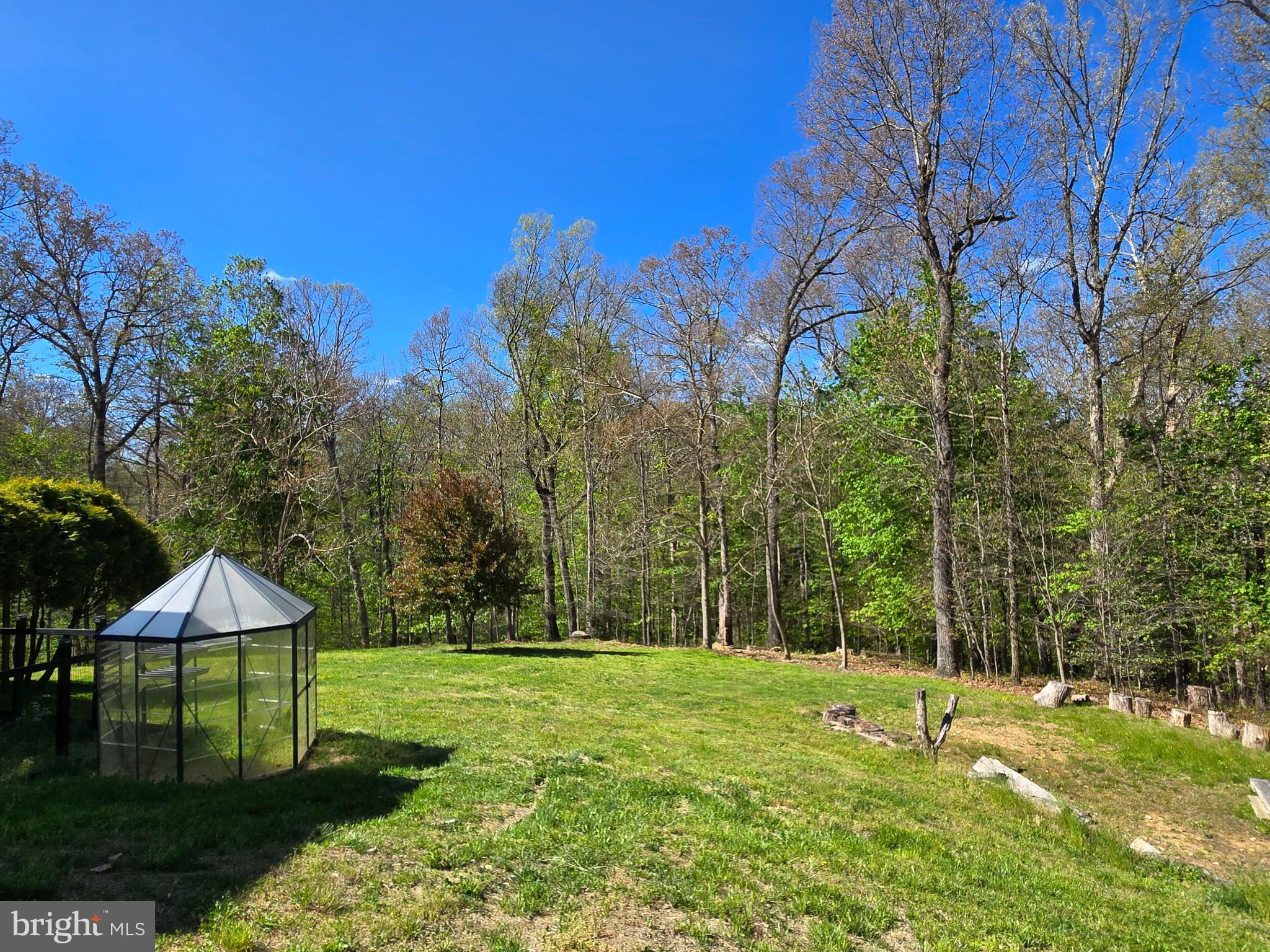 WOODLEAF - Residential