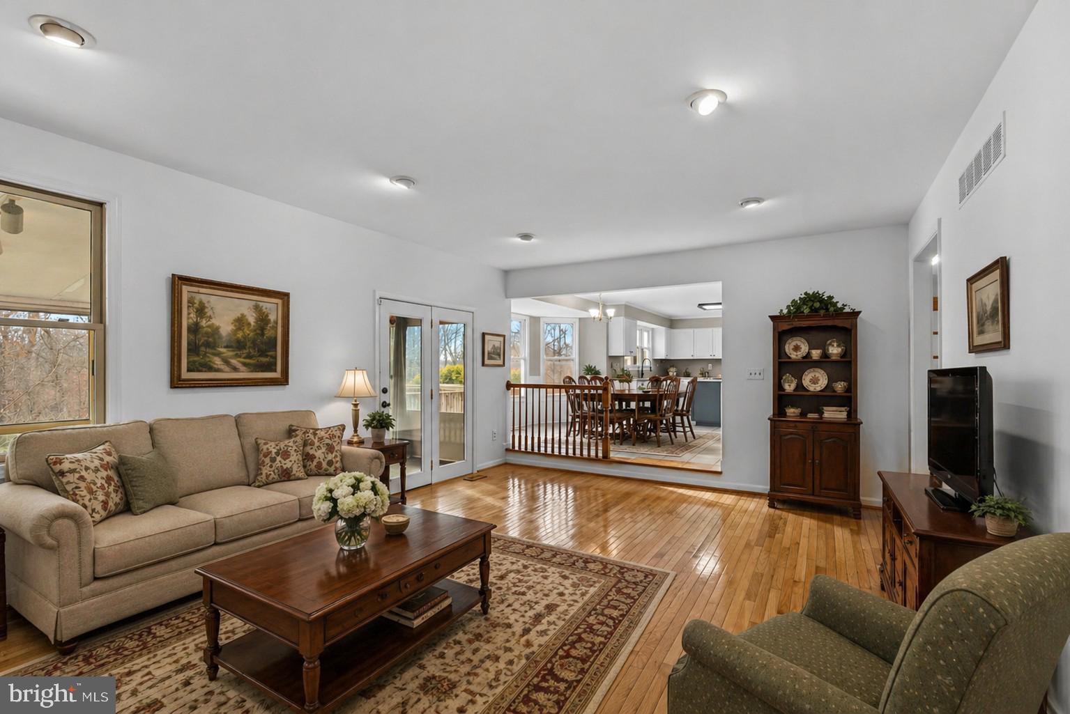 WOODLEAF - Residential