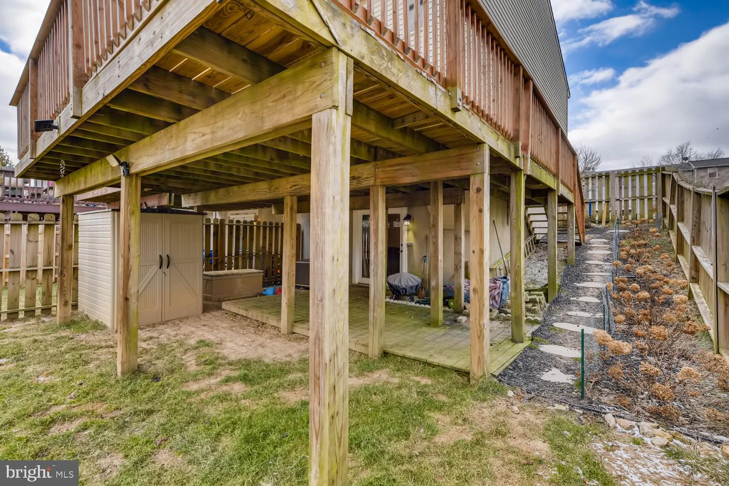 KIMBERLY VILLAGE - Residential