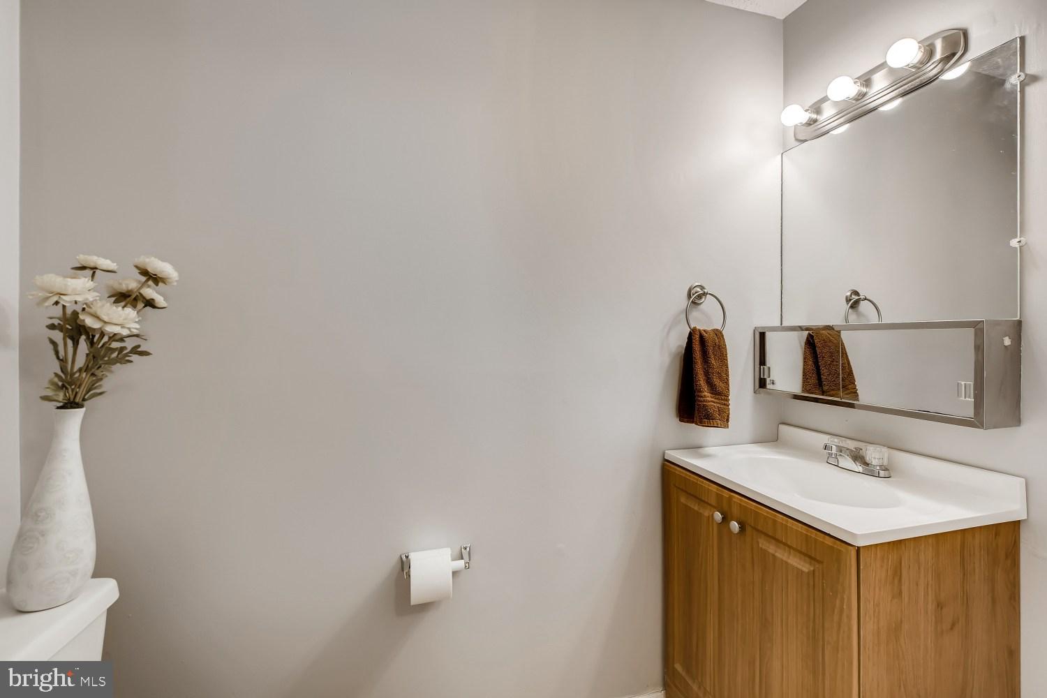 KIMBERLY VILLAGE - Residential