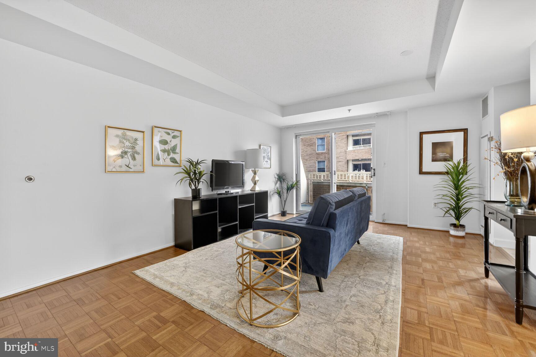 900 N TAYLOR STREET 1105