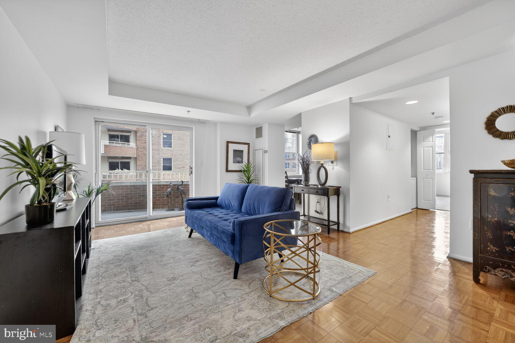 900 N TAYLOR STREET 1105