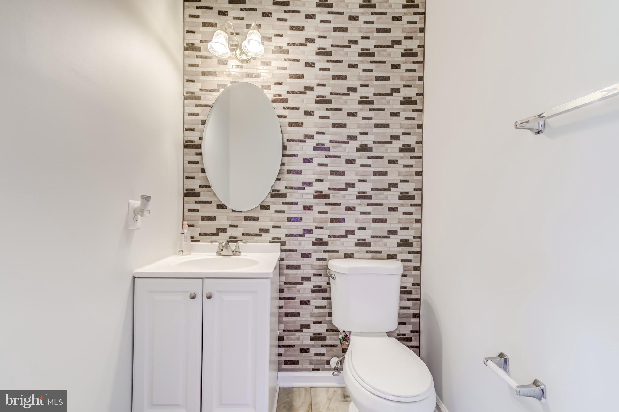 ASHBURN FARM - Residential Lease