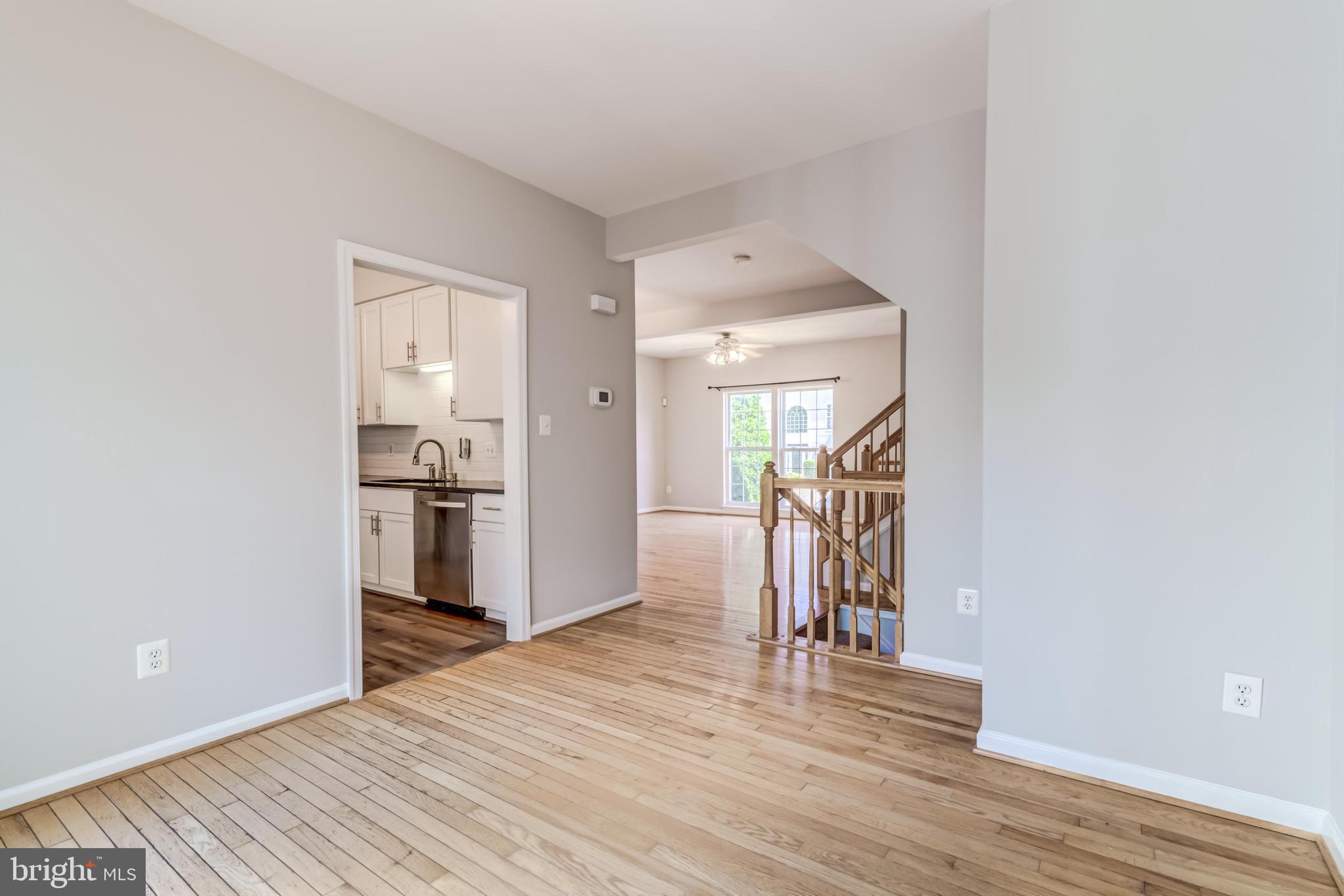 ASHBURN FARM - Residential Lease