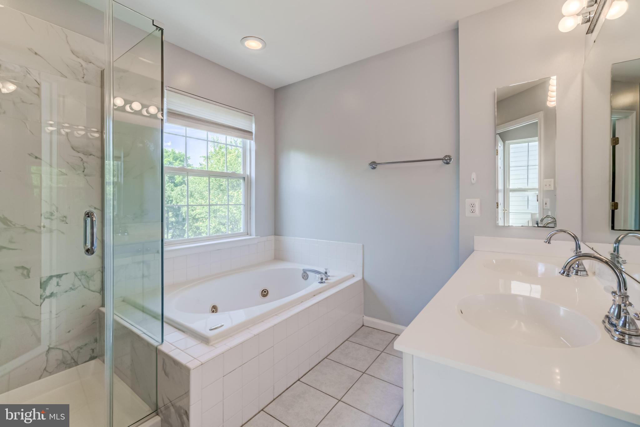 ASHBURN FARM - Residential Lease