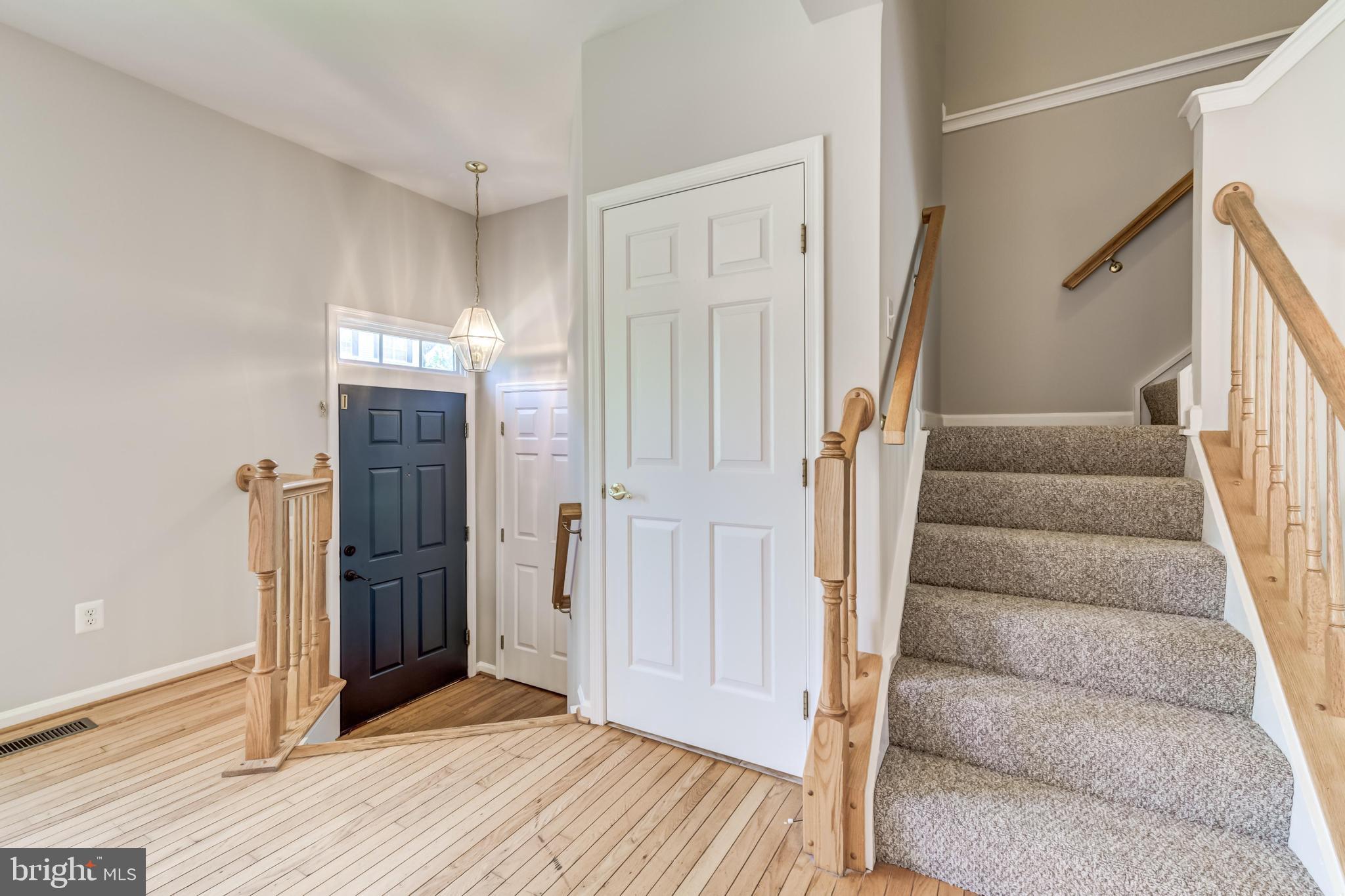 ASHBURN FARM - Residential Lease