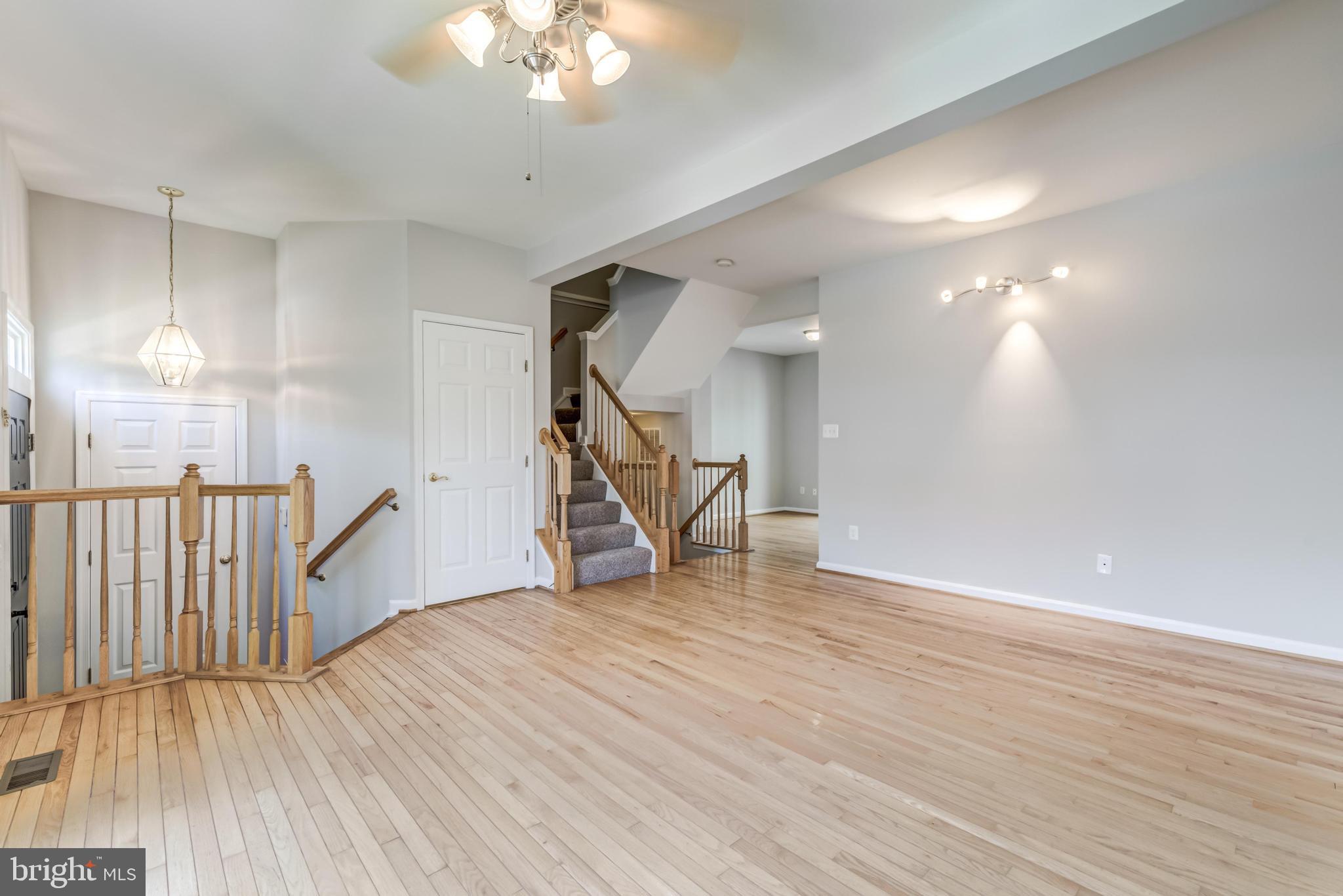 ASHBURN FARM - Residential Lease