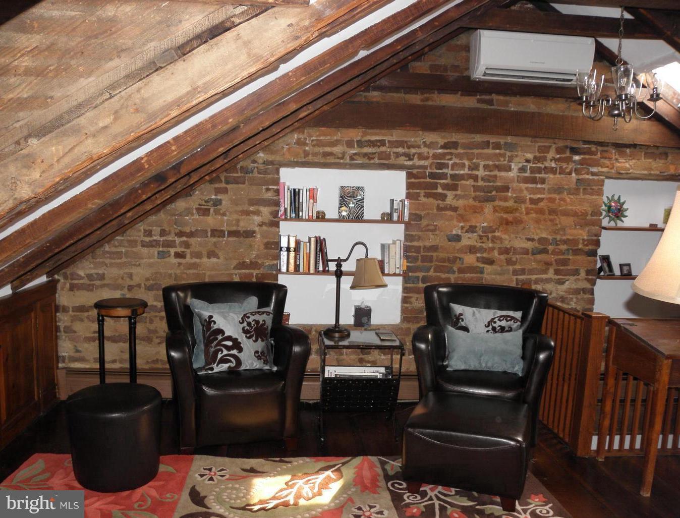 OLD TOWN ALEXANDRIA - Residential Lease