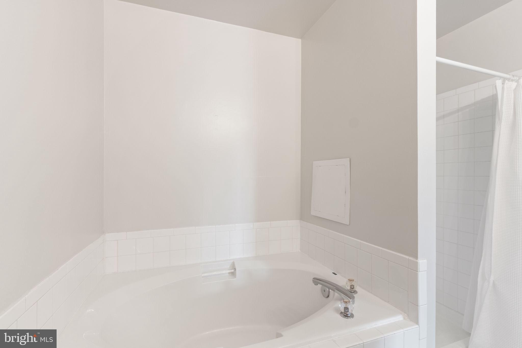 LANCASTER GATE - Residential